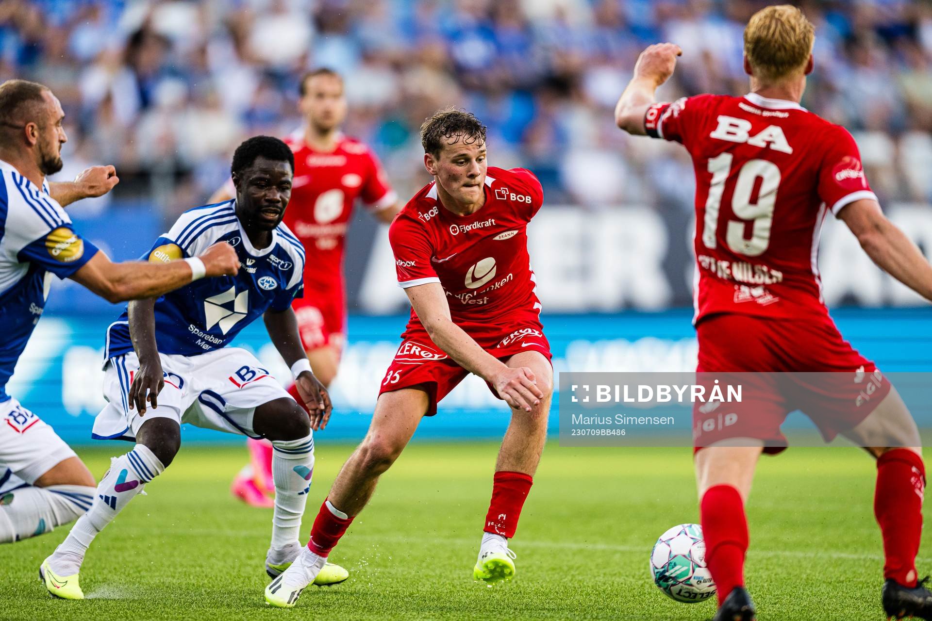 Eric Kitolano of Molde and Jonas Torsvik of Brann