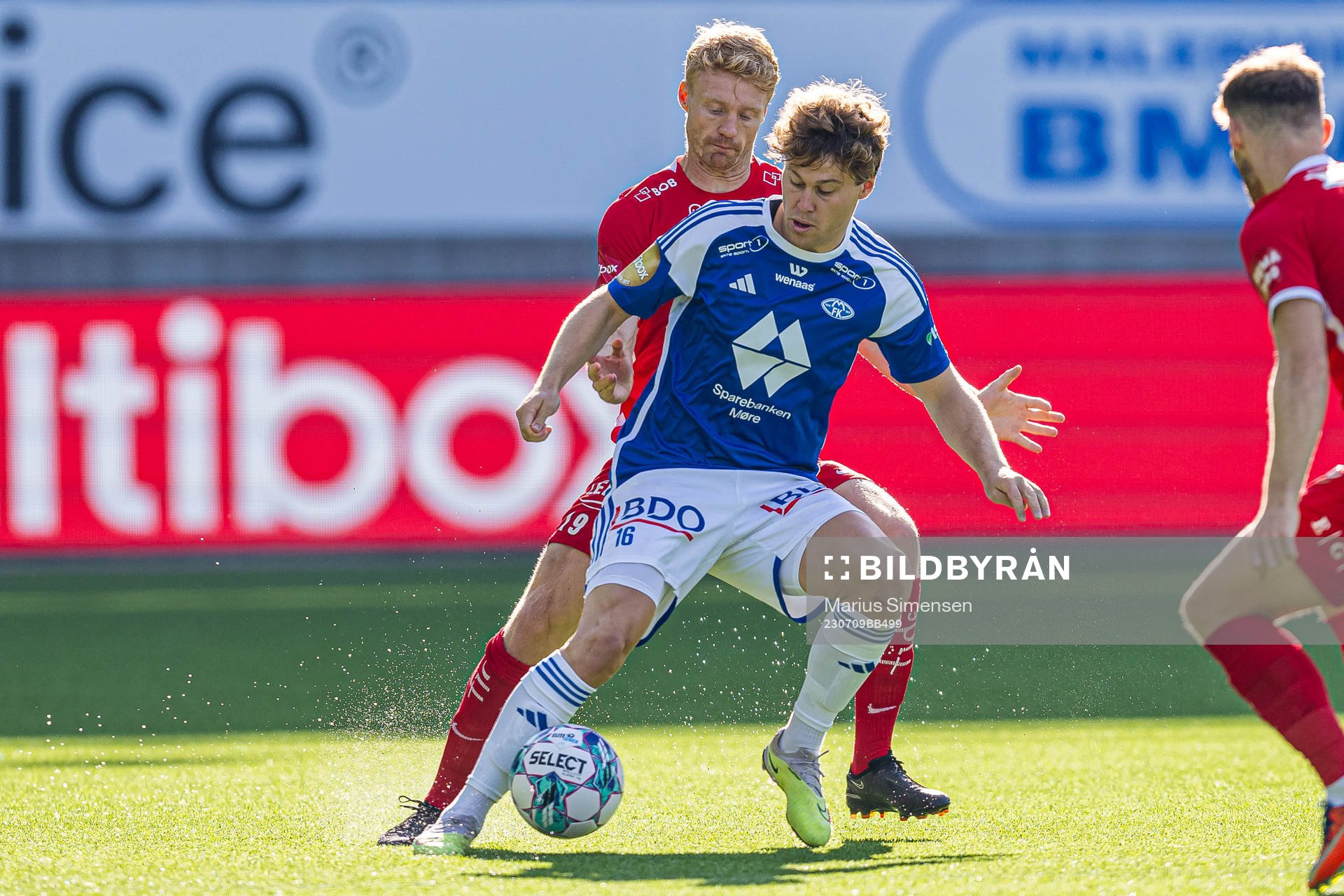 Sivert Heltne Nilsen of Brann and Emil  Breivik of Molde