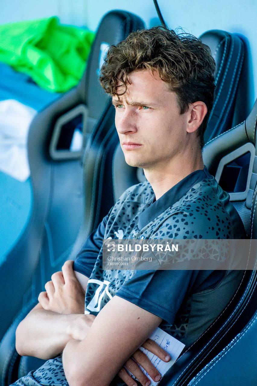 Malmö FFs assisterande tränare Martin Falk innan
