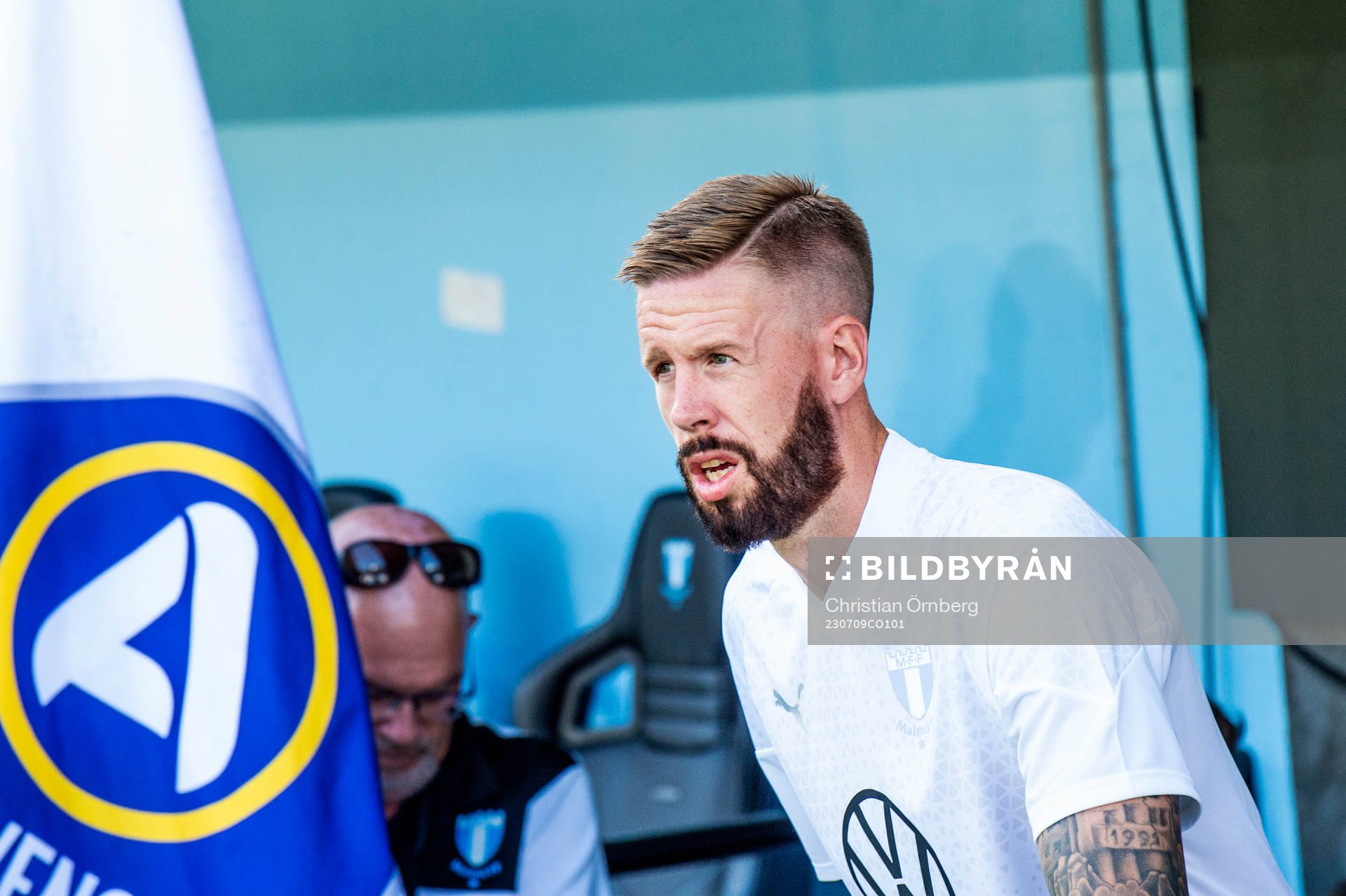 Malmö FFs Pontus Jansson innan fotbollsmatchen i