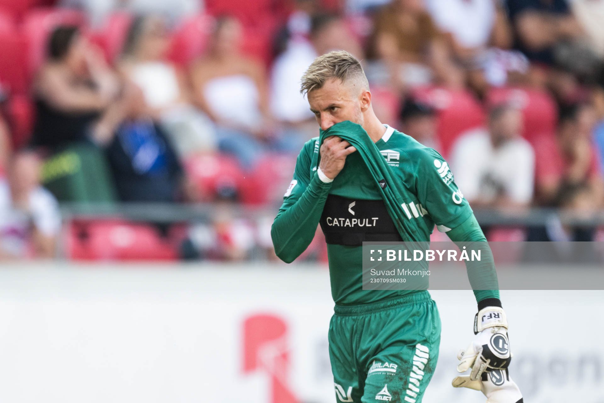 Kalmars målvakt Ricardo Friedrich deppar