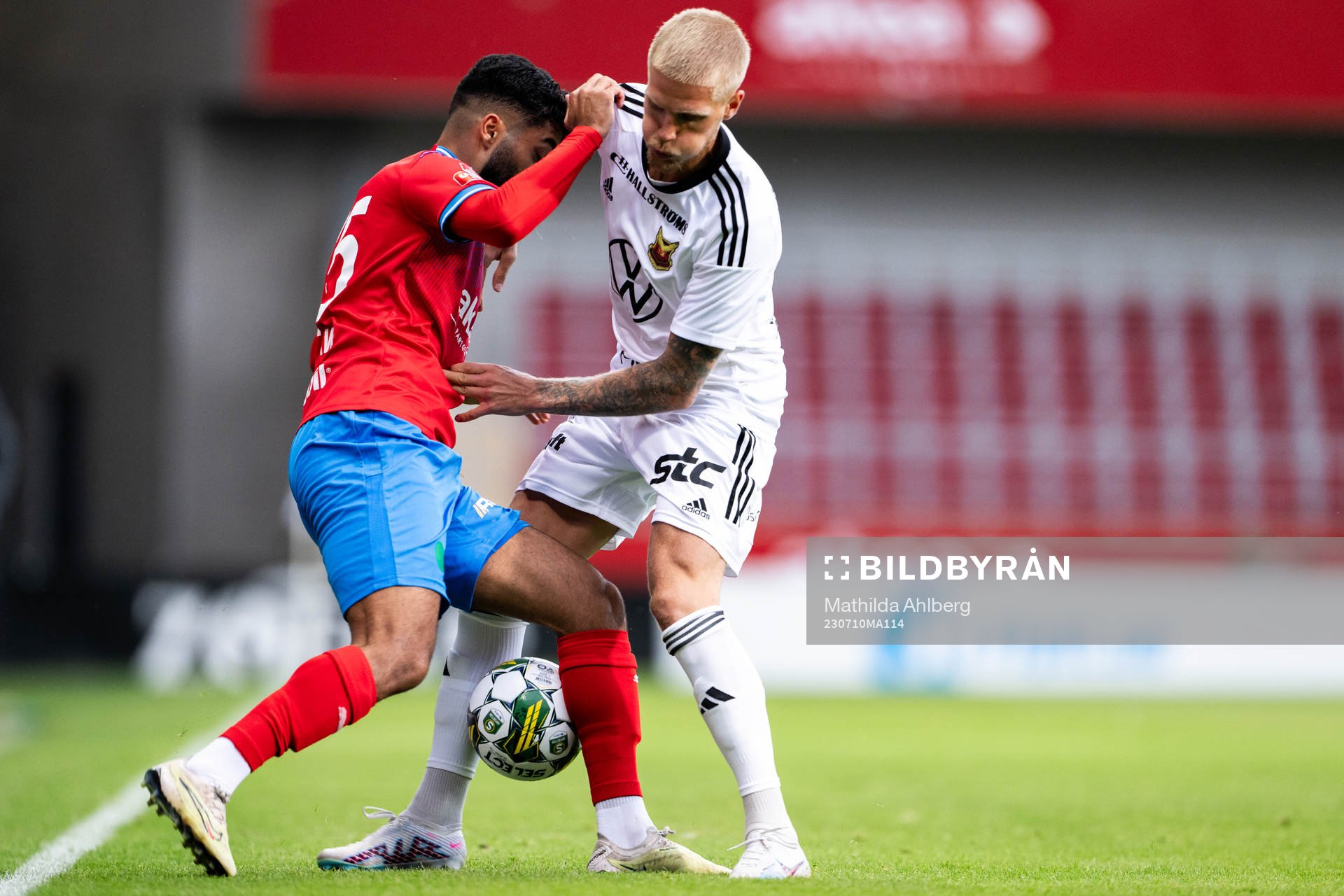 Helsingborgs Amin Al-Hamawi och Östersunds Andre Österholm