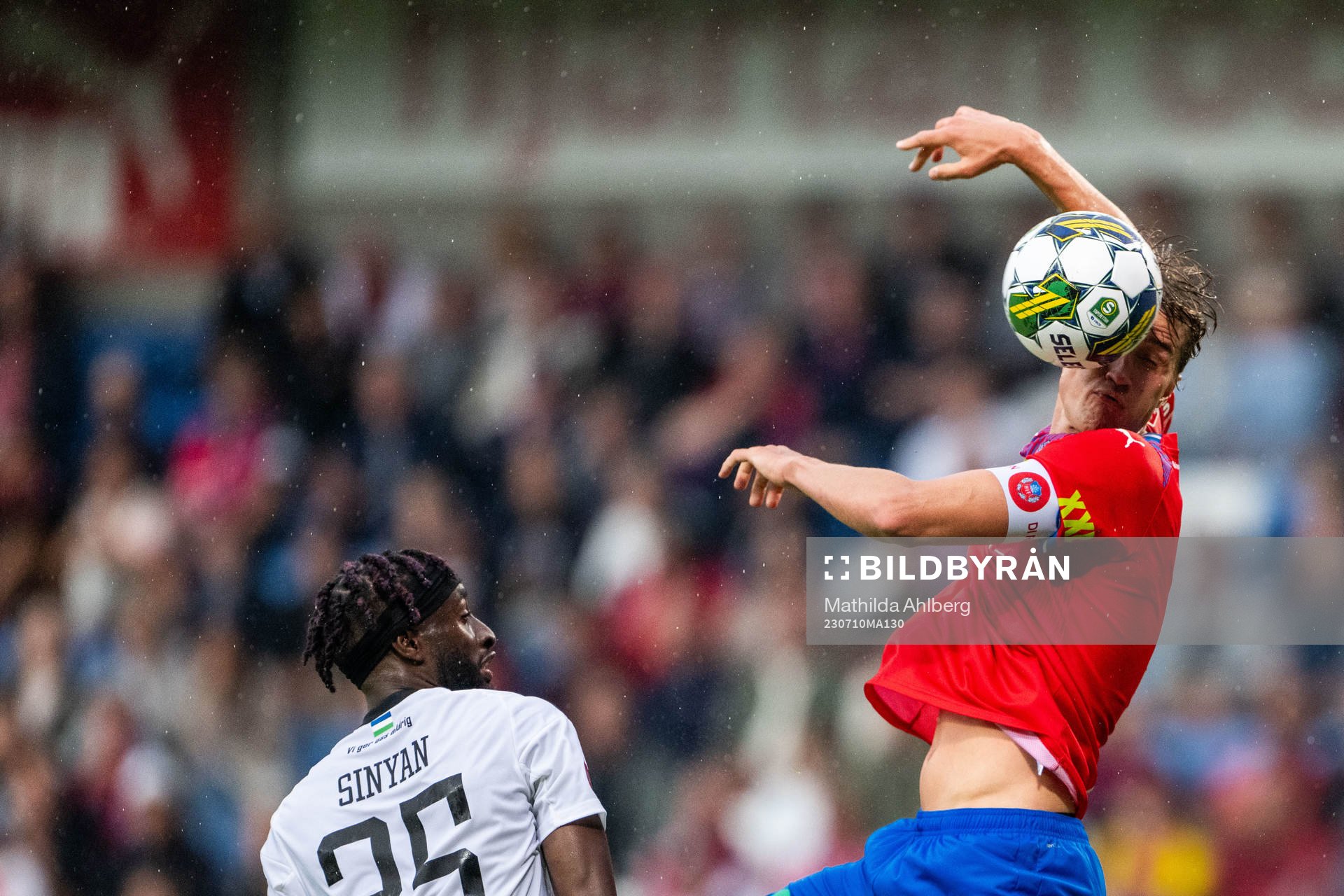 Östersunds Mansour Sinyan och Helsingborgs Thomas Rogne