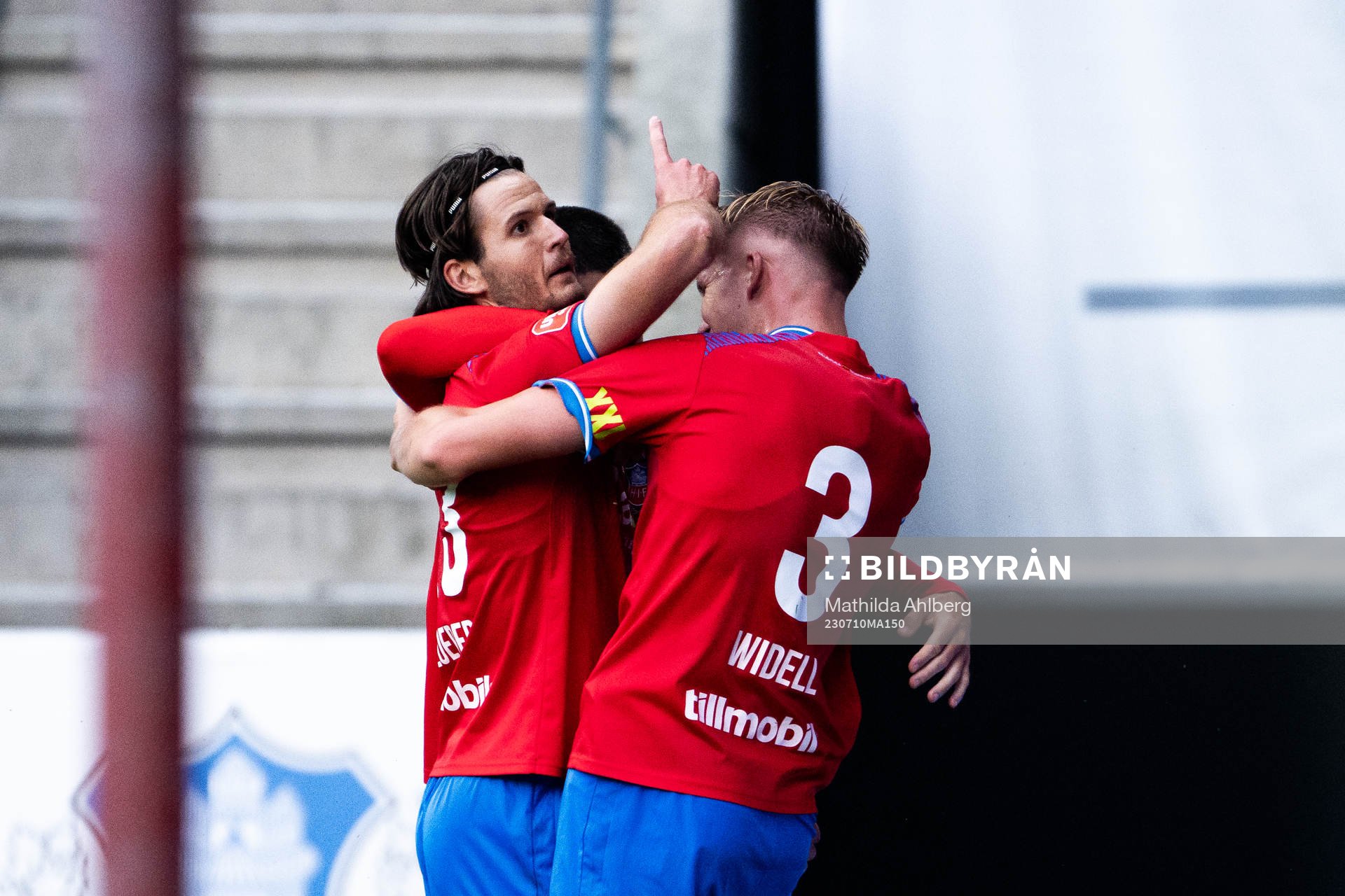 Helsingborgs Wilhelm Loeper och Casper Widell jublar