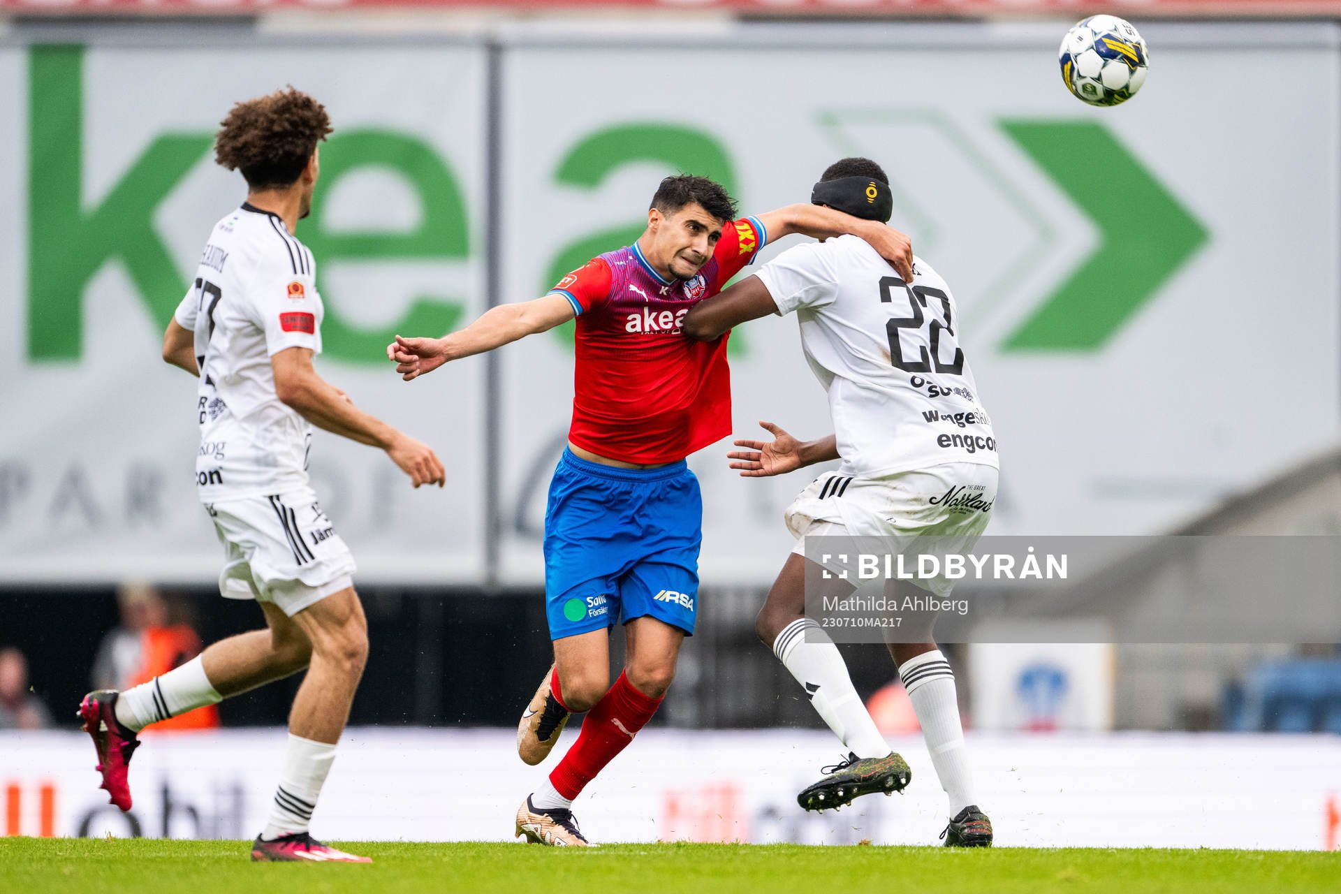 Helsingborgs Amar Muhsin och Östersunds Ziad Ghanoum och