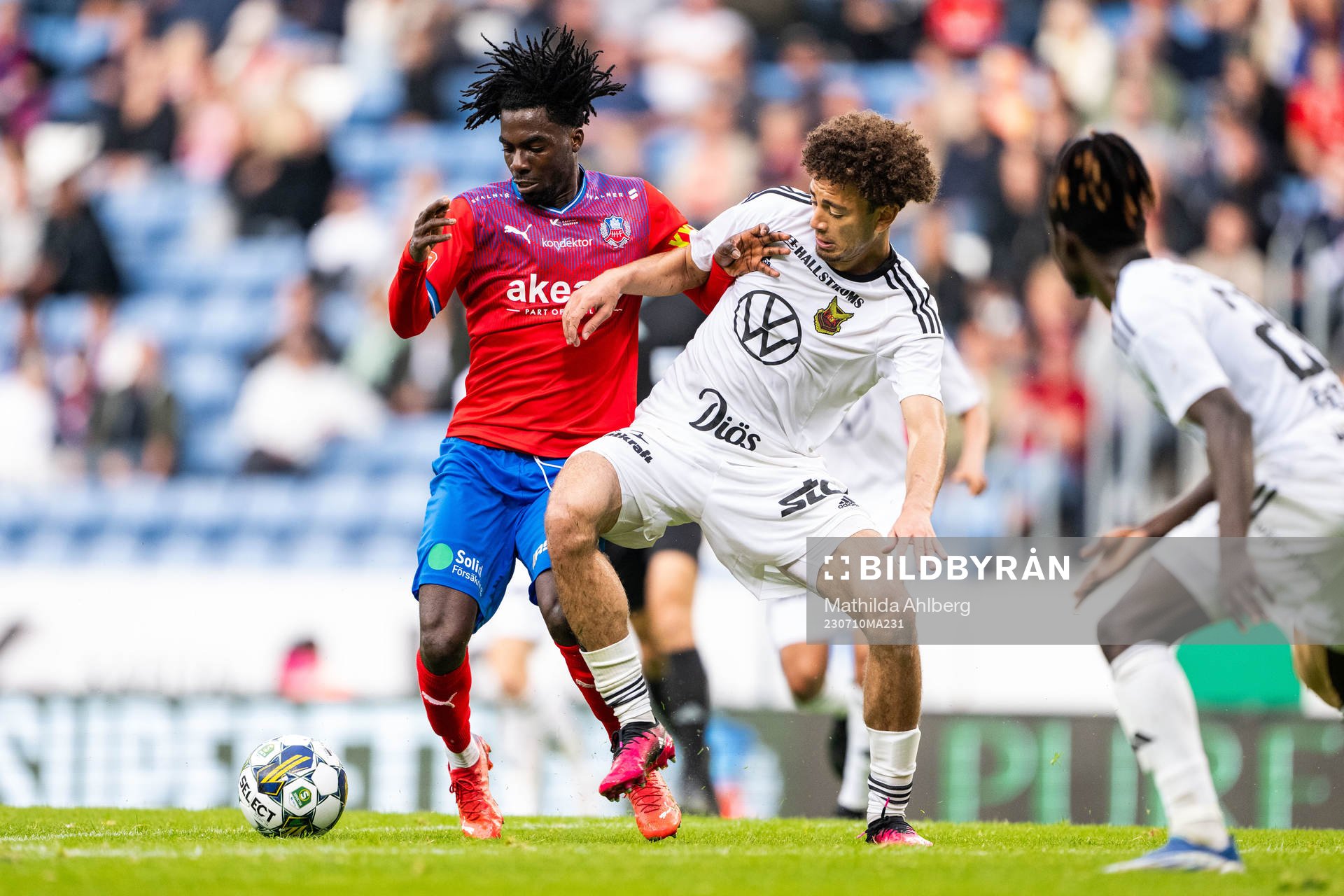 Helsingborgs Benjamin Acquah och Östersunds Ziad Ghanoum