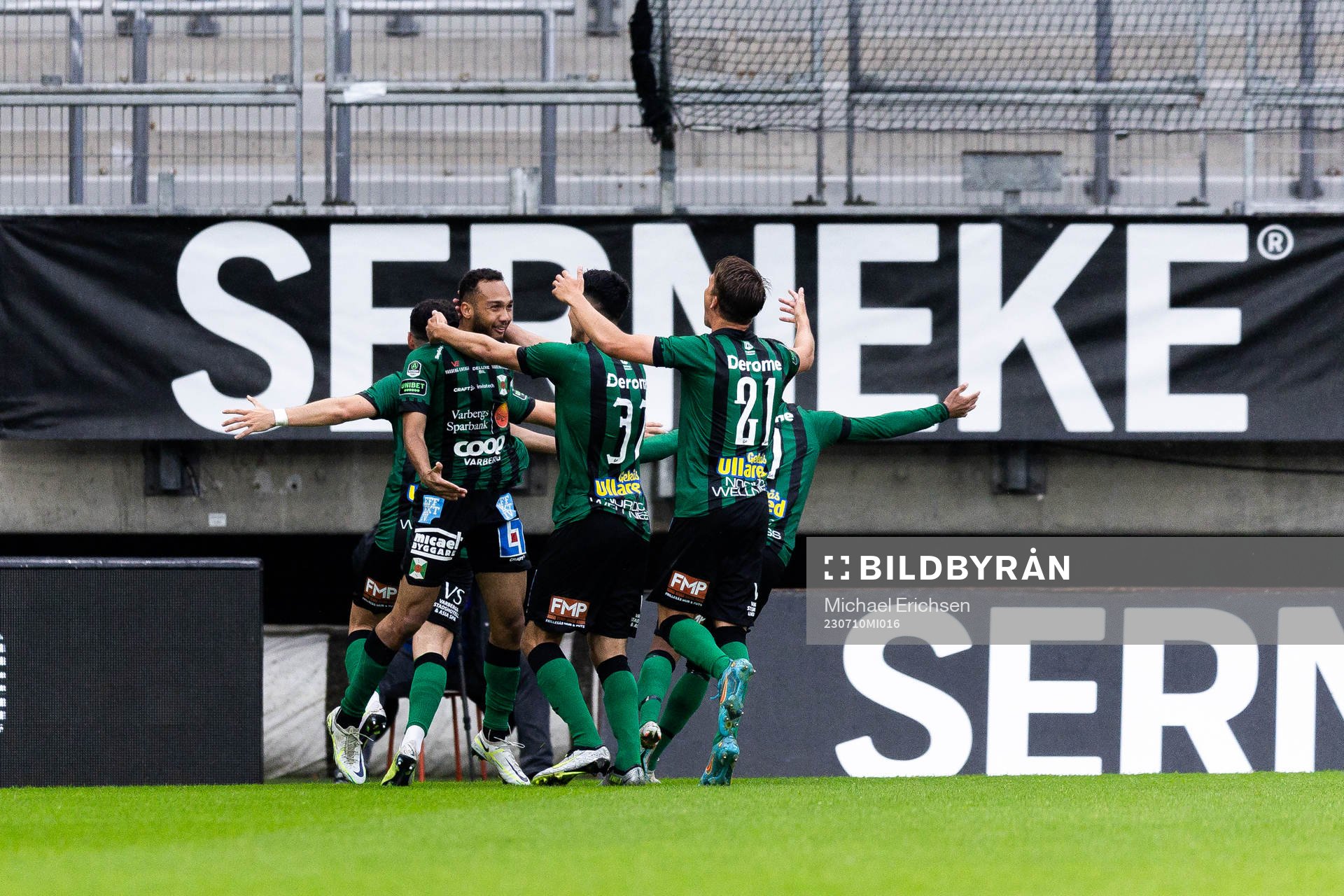 Varbergs spelare jublar