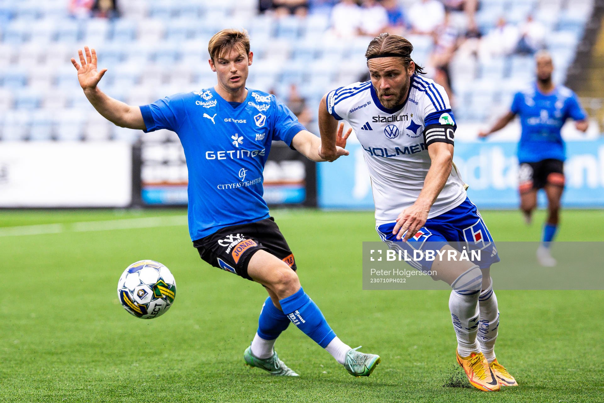 Halmstads Kazper Karlsson och IFK Norrköpings Christoffer