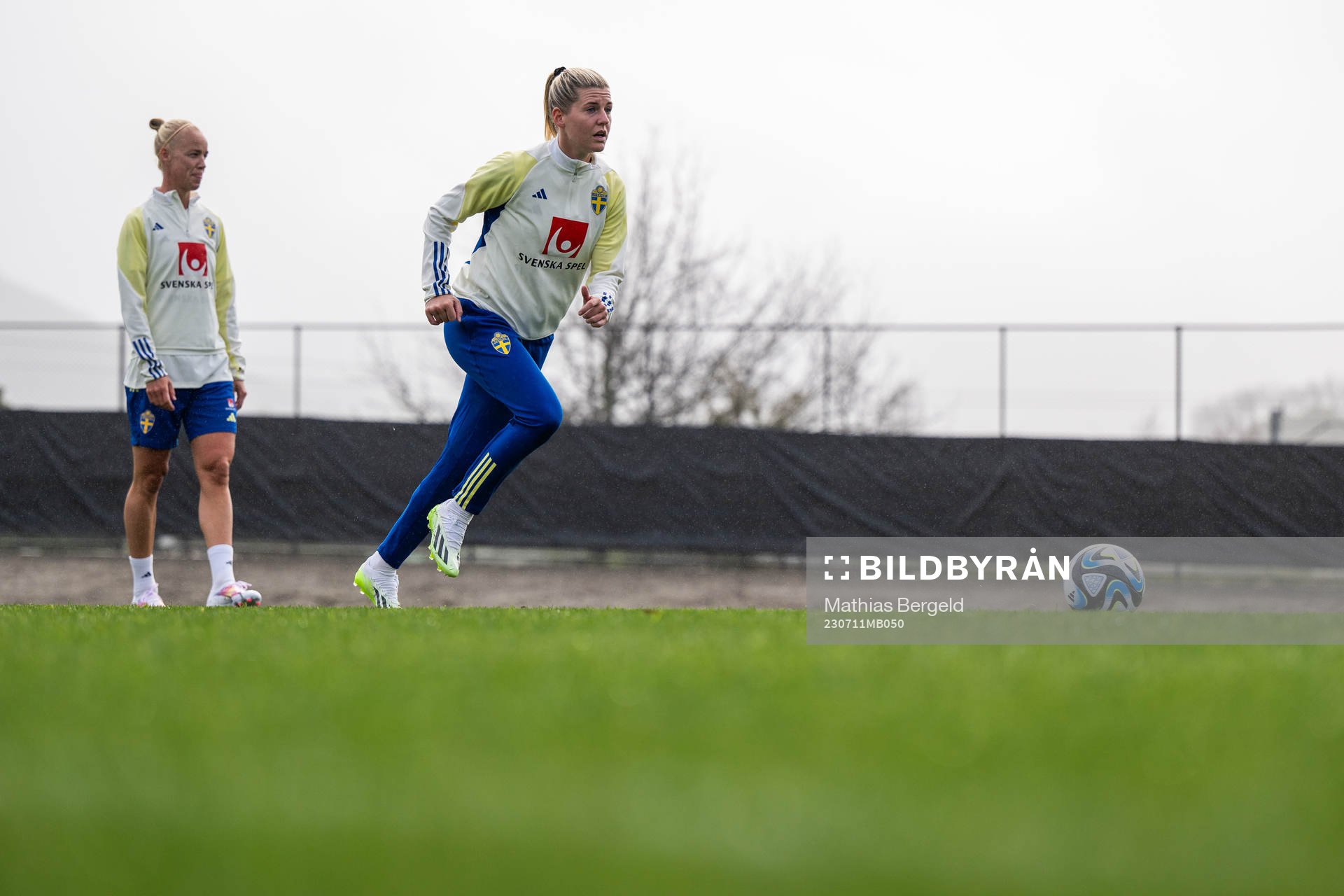 Caroline Seger and Olivia Schough of the Swedish women's