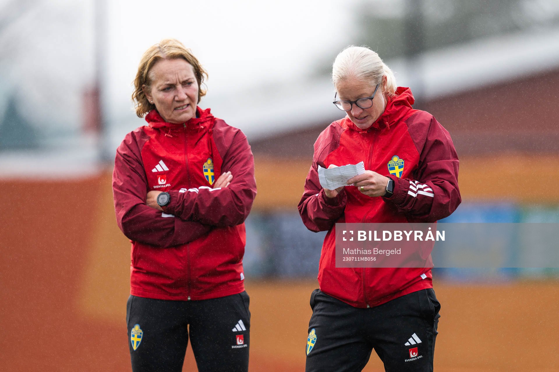 Physio Annica Näsmark and Assistant coach Victoria Sandell