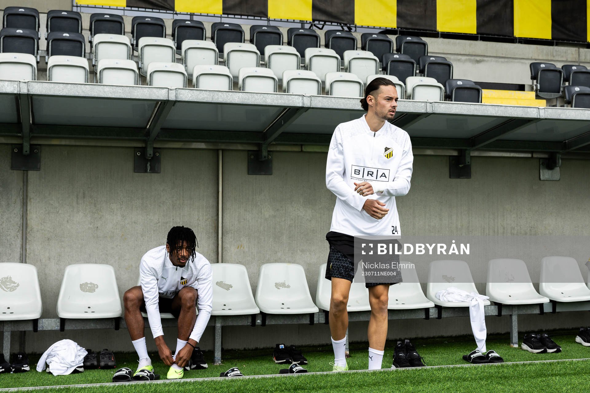 Franklin Degaulle Tebo Uchenna och Amor Layouni of Häcken