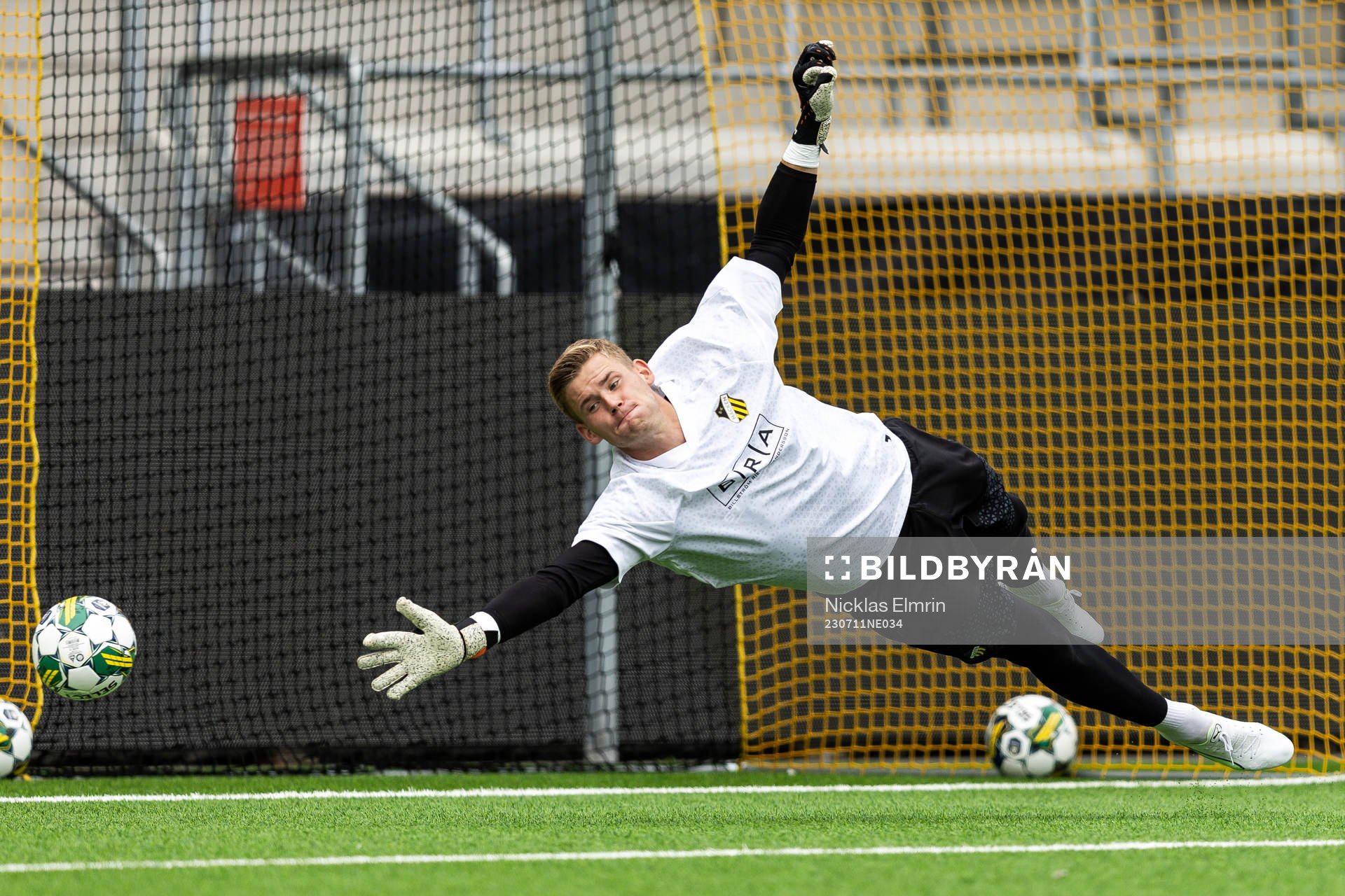 Goalkeeper Johan Brattberg of Häcken
