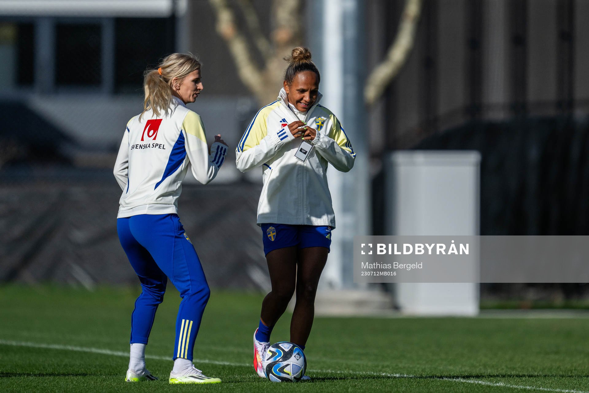 Sofia Jakobsson and Madelen Janogy of the Swedish women's