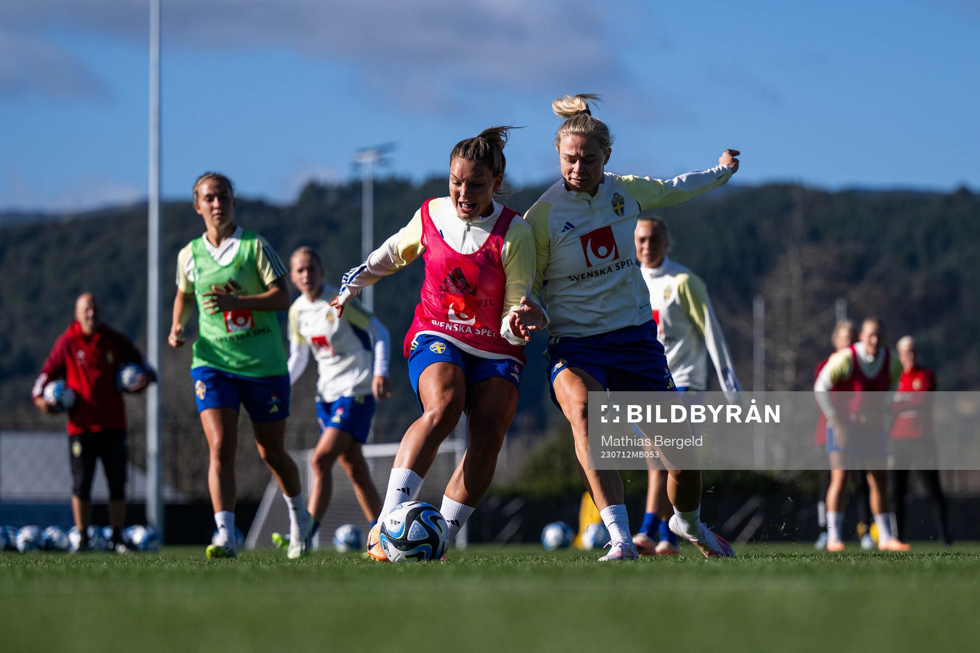 Johanna Rytting Kaneryd and Fridolina Rolfö of the Swedish