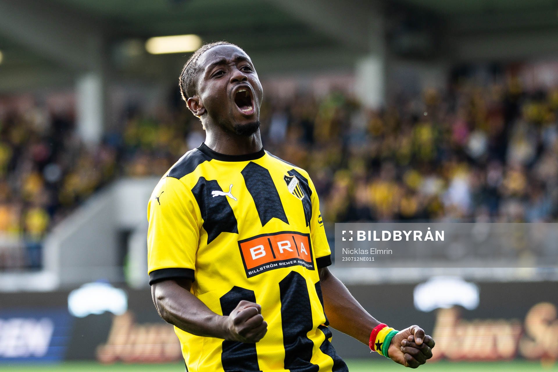 Ibrahim Sadiq of Häcken celebrates