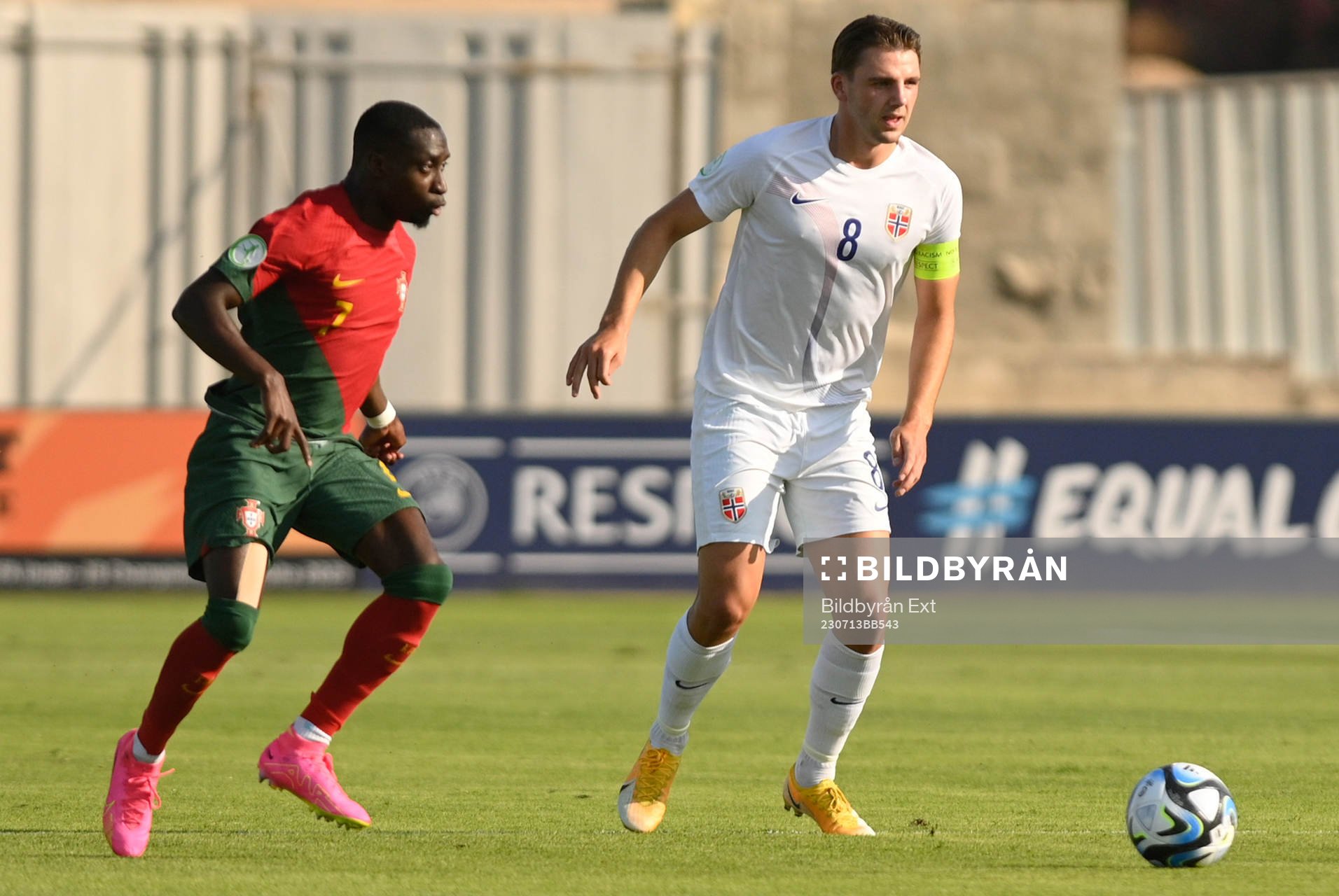 Carlos Borges of Portugal and Niklas Ødegård of Norway