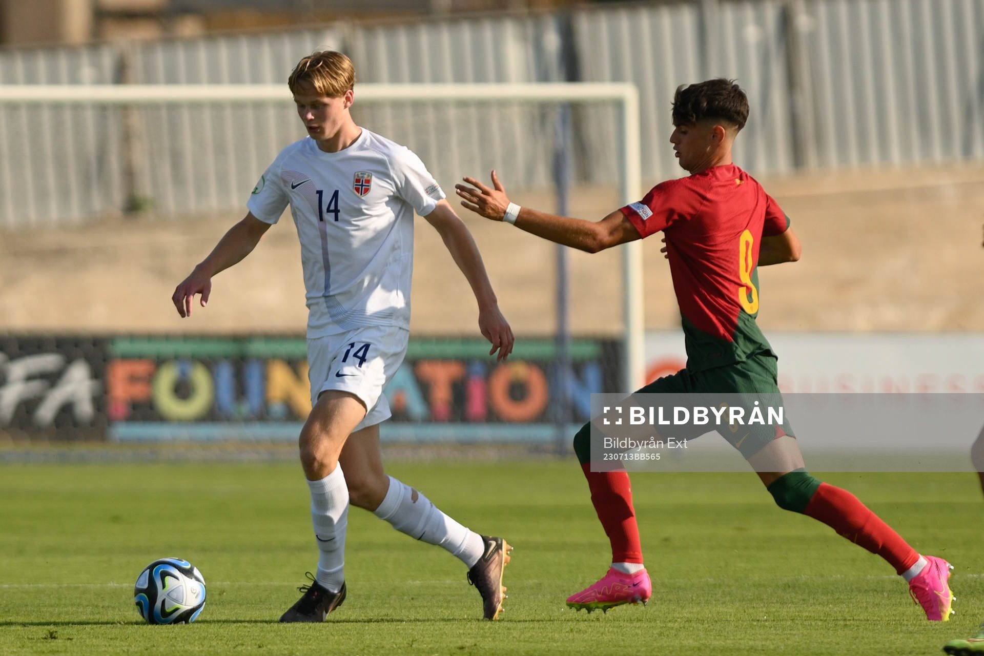 Sime Vatne Haram of Norway and Rodrigo Ribeiro of Portugal