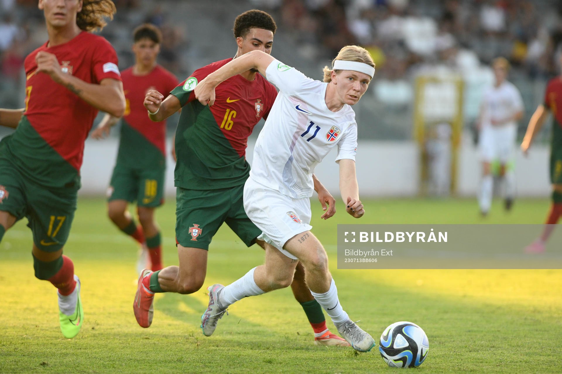 Yanis Da Rocha of Portugal and Heine Gikling Bruseth of