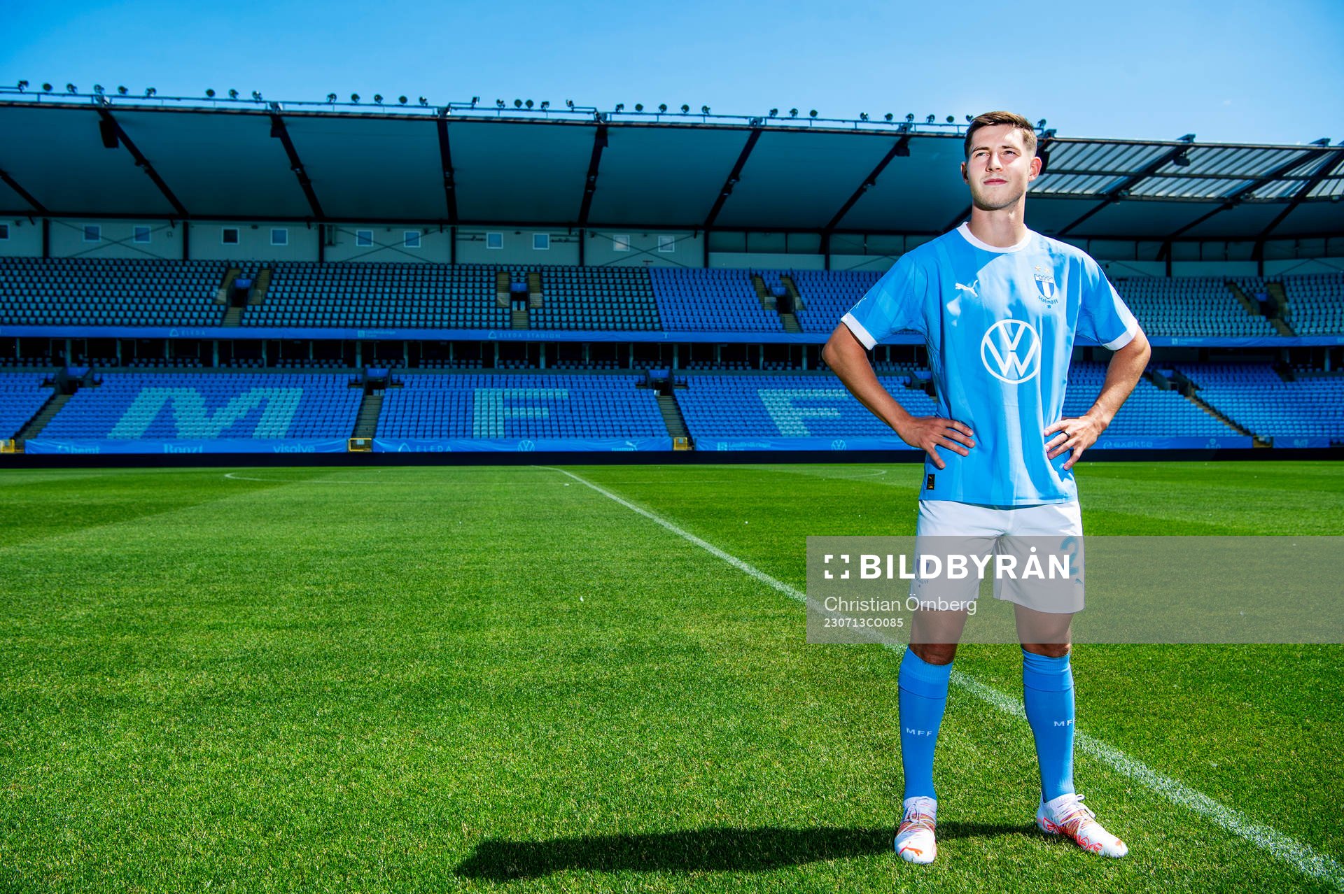 Malmö FF presenterar Lasse Berg Johnsen som ny spelare.