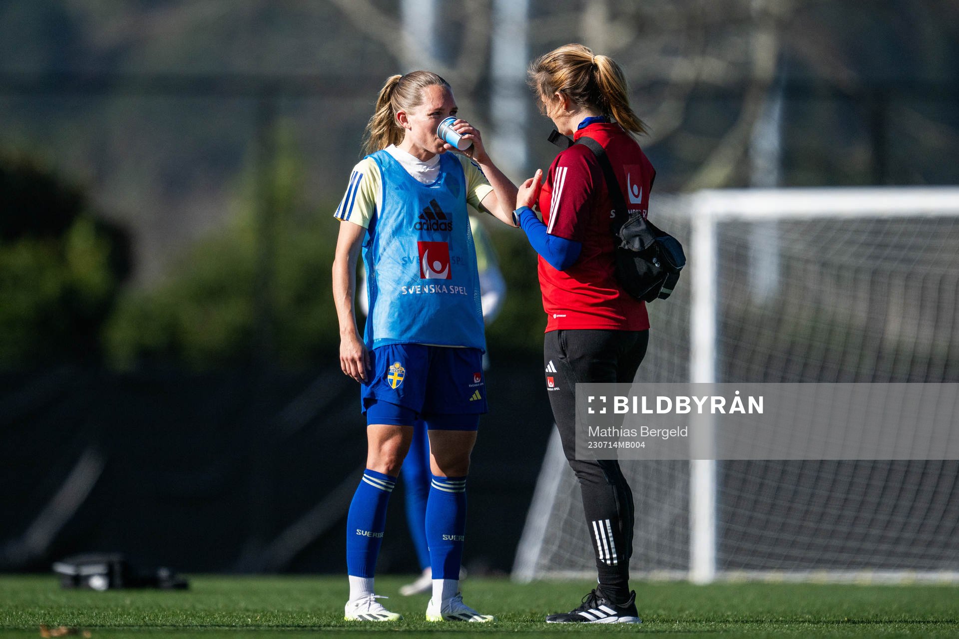 Elin Rubensson and physio Jenny Larsson of the Swedish