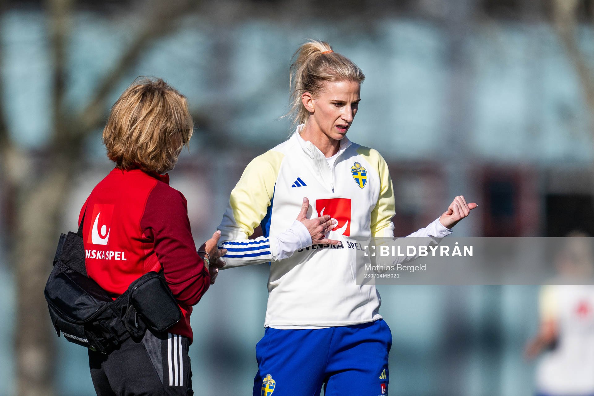 Physio Annica Näsmark and Sofia Jakobsson of the Swedish