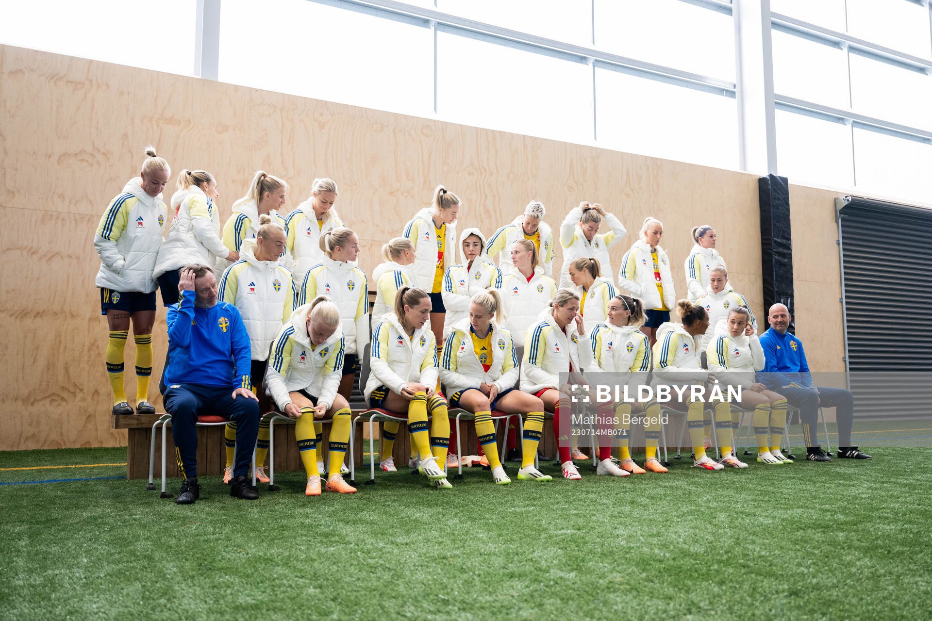 Players and coaching staff of the Swedish women's national