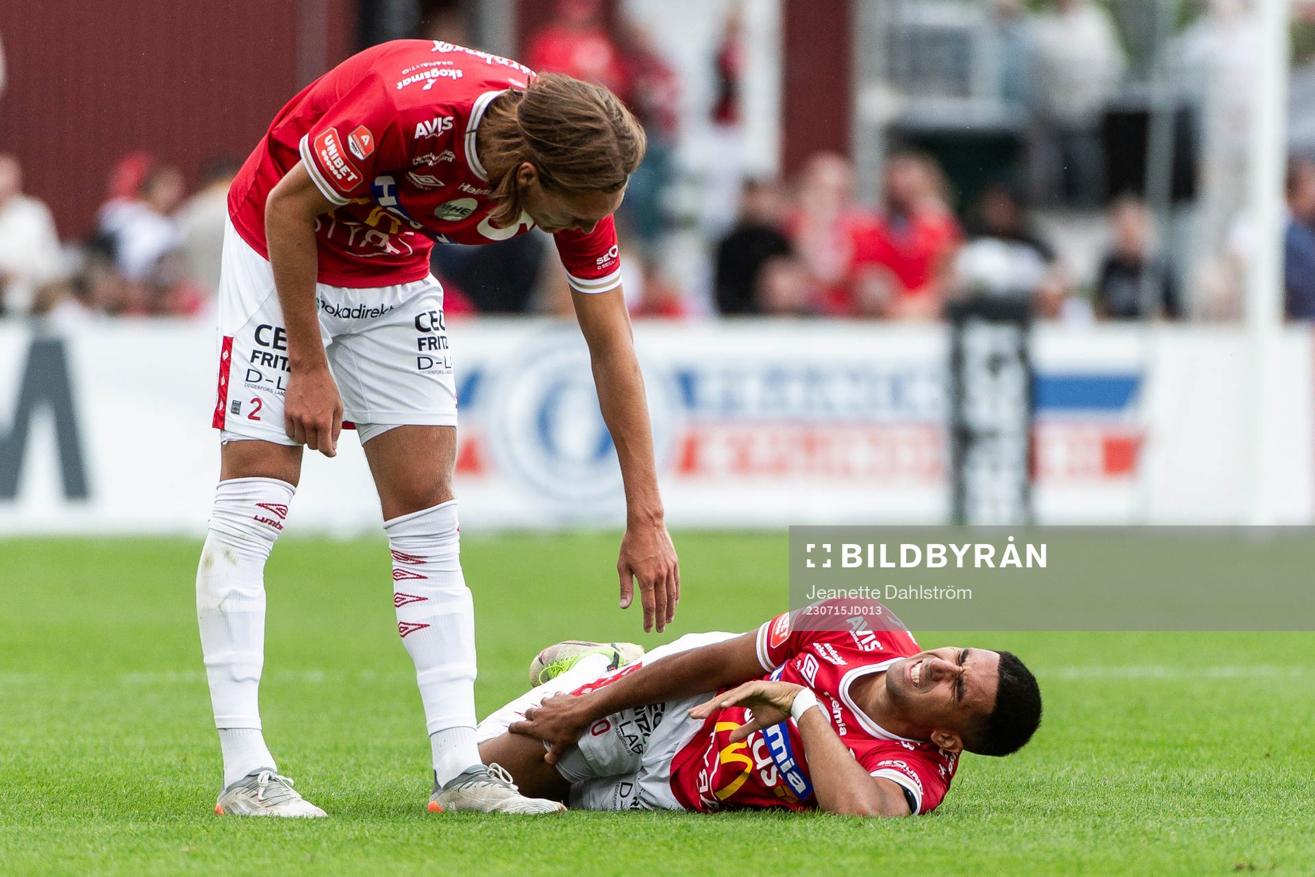 Degerfors Gustav Granath och Elyas Bouzaiene har ont