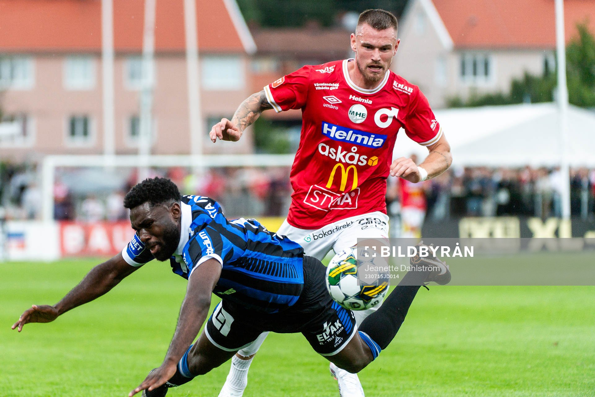 Sirius Patrick Nwadike och Degerfors Rasmus Örqvist