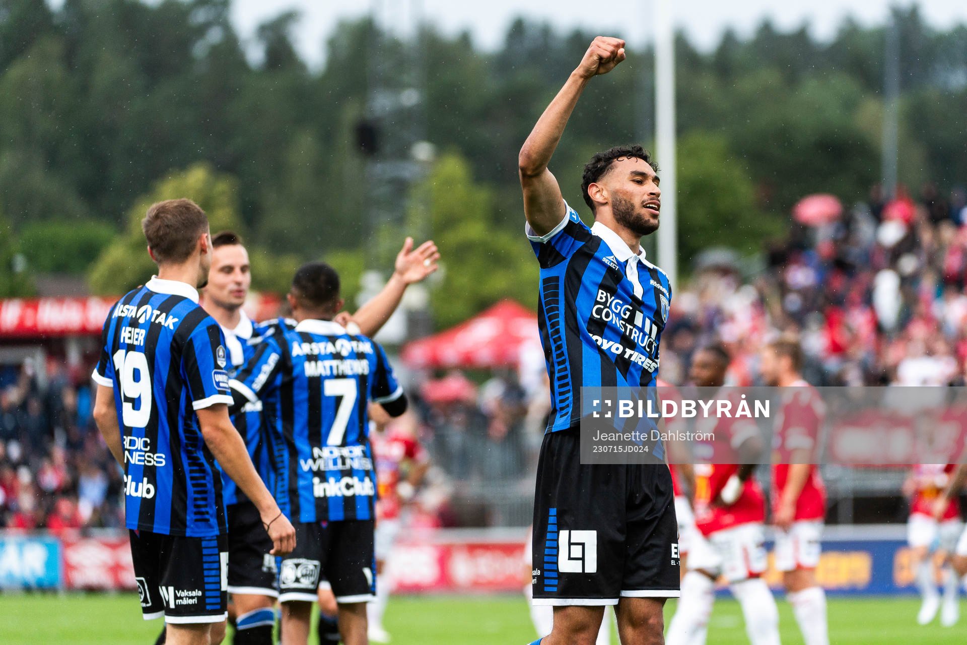 Sirius Joakim Persson jublar