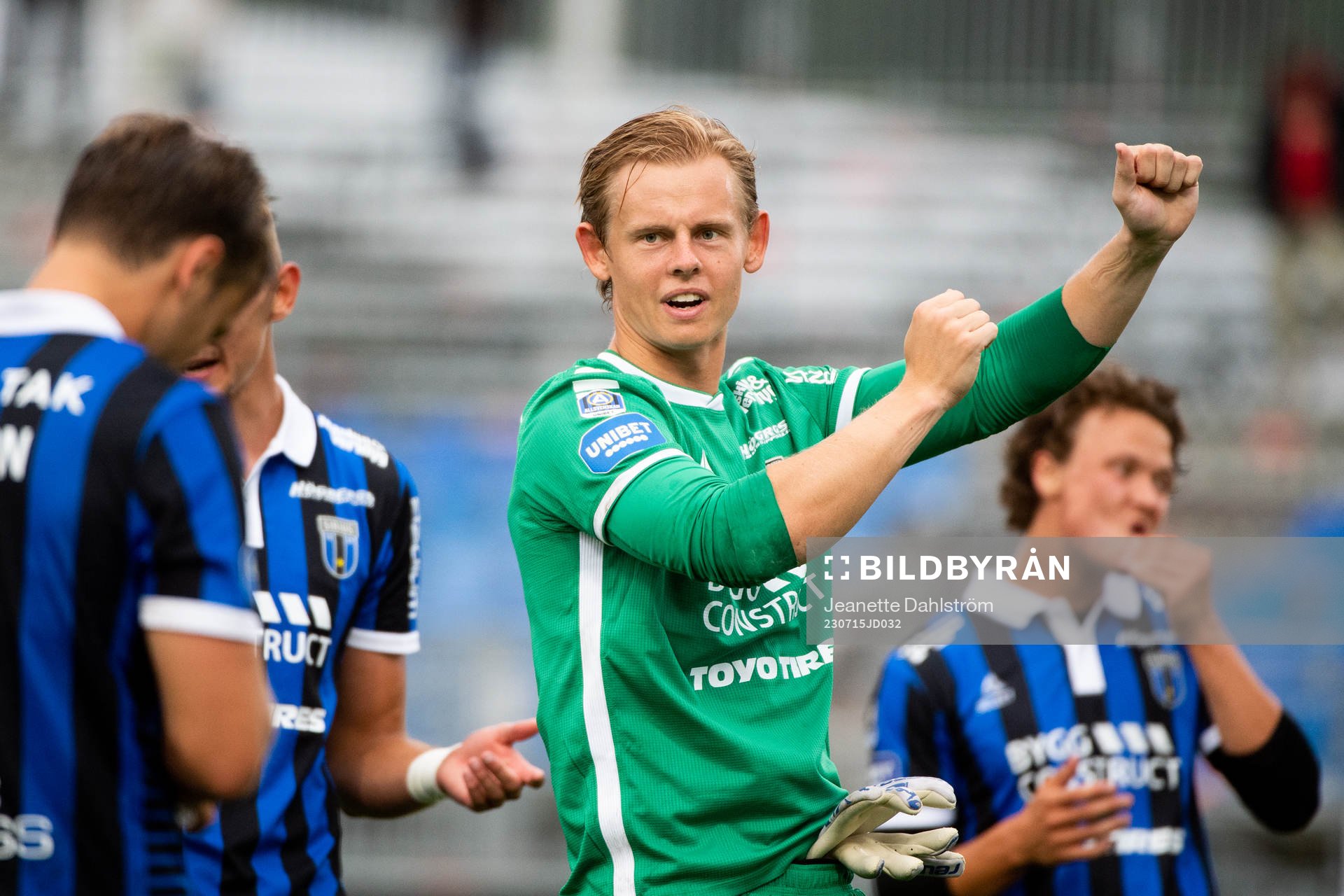 Sirius målvakt Jakob Tånnander jublar