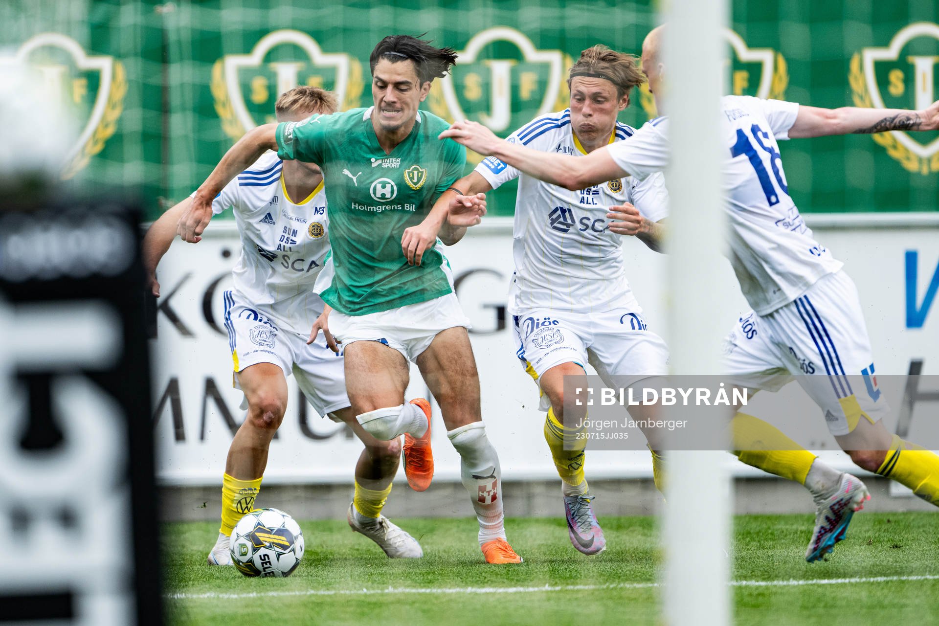 Jönköpings Södras Flamur Dzelili