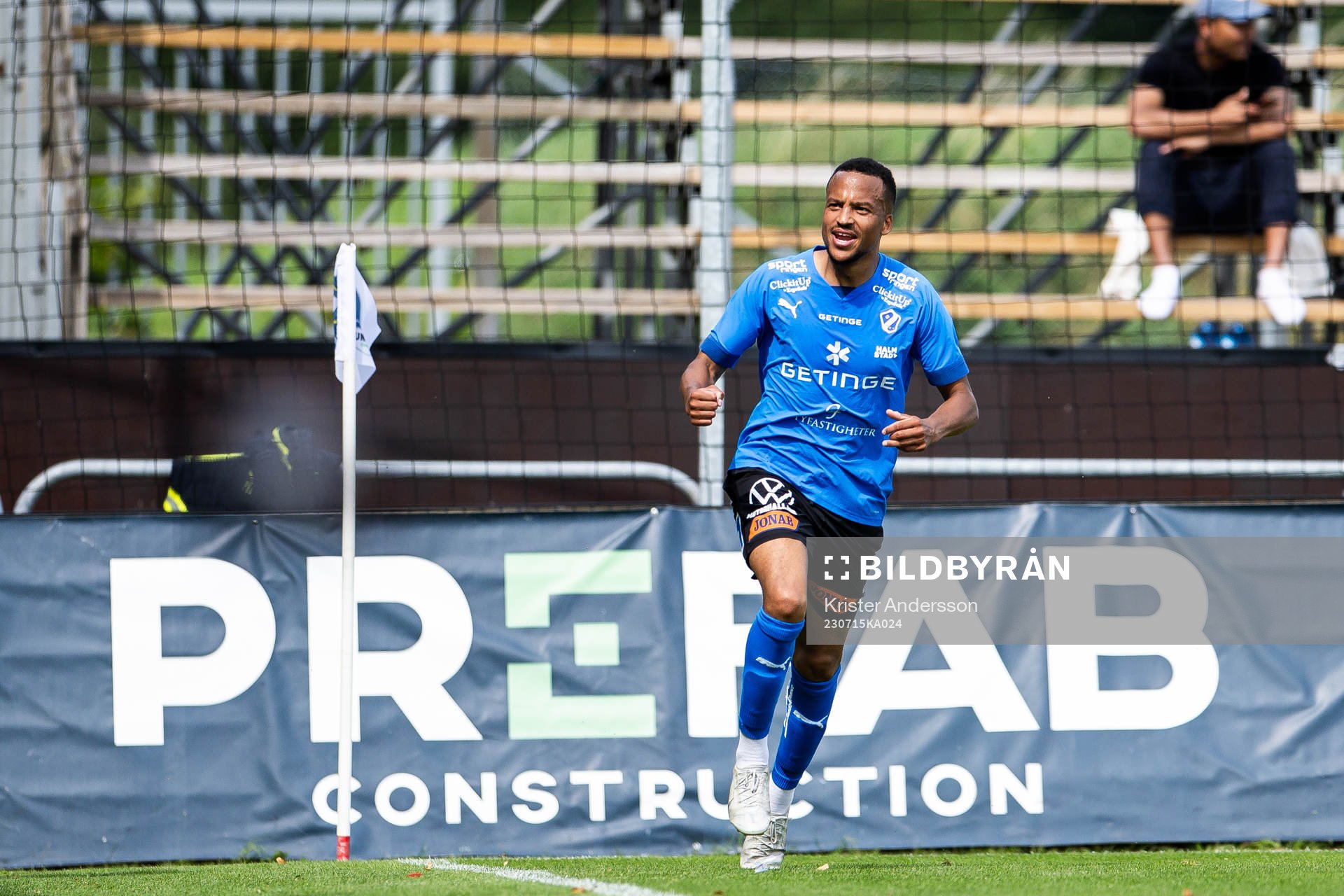 Halmstads Marcus Olsson jublar