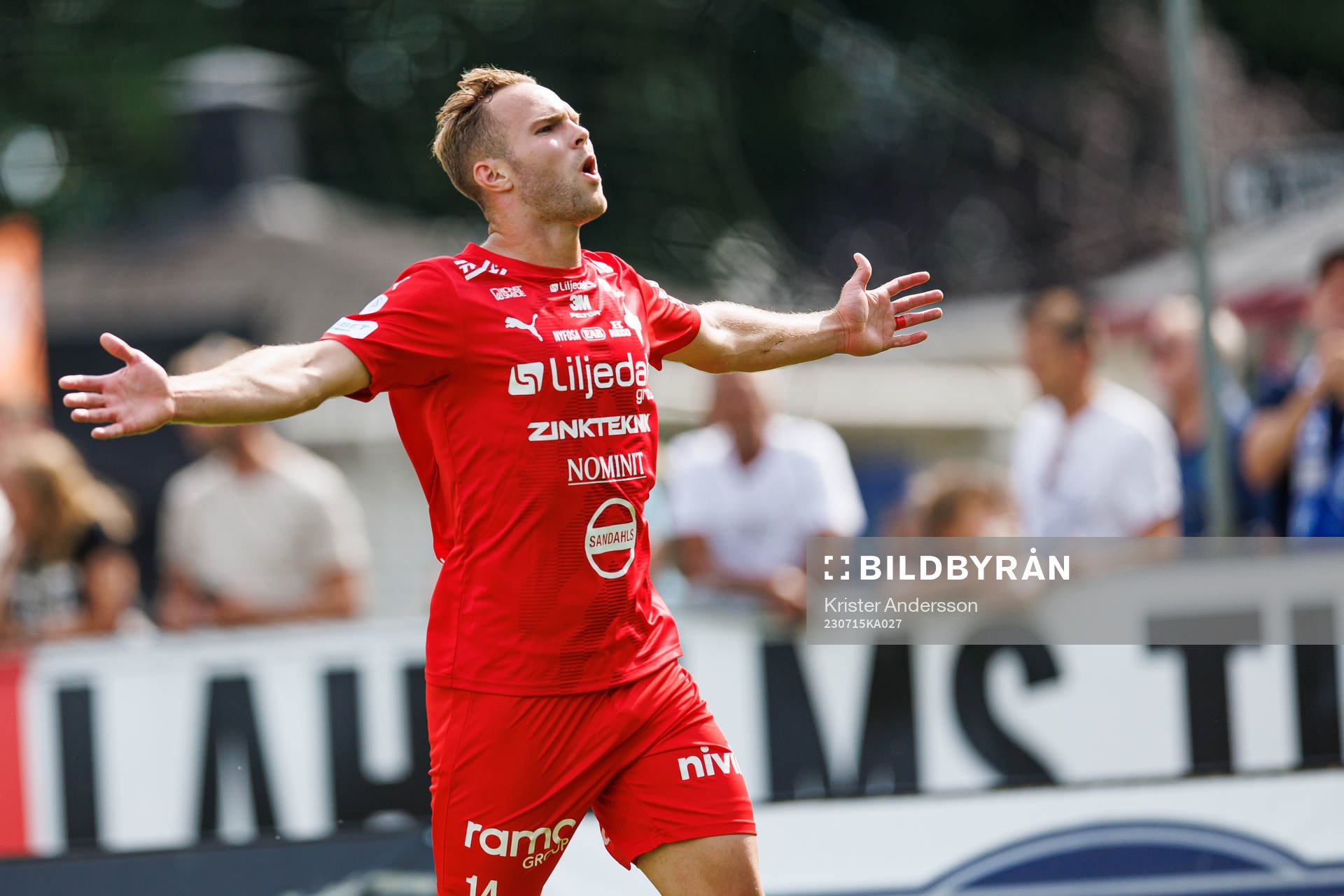 Värnamos Gustav Engvall jublar