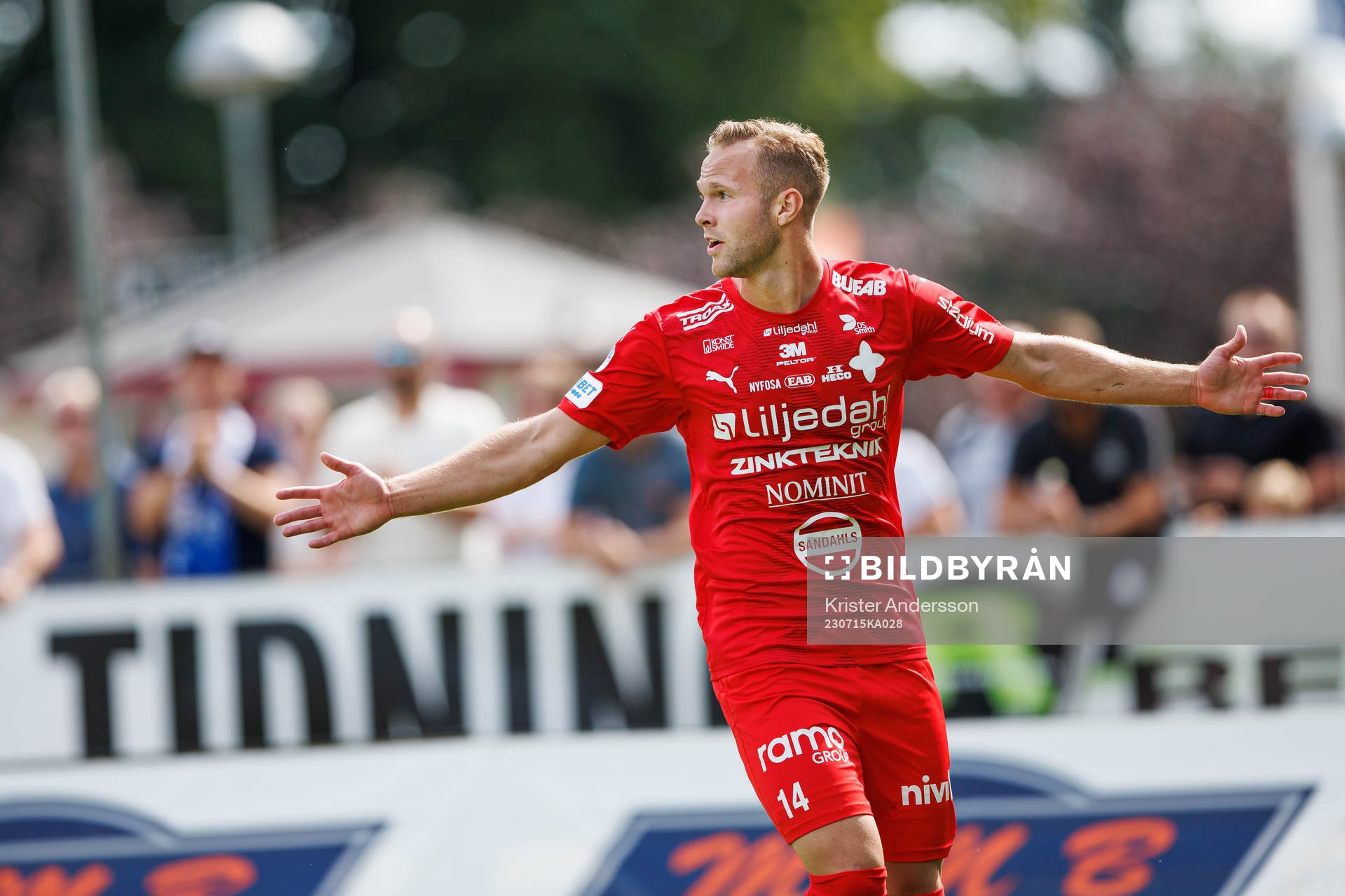 Värnamos Gustav Engvall jublar