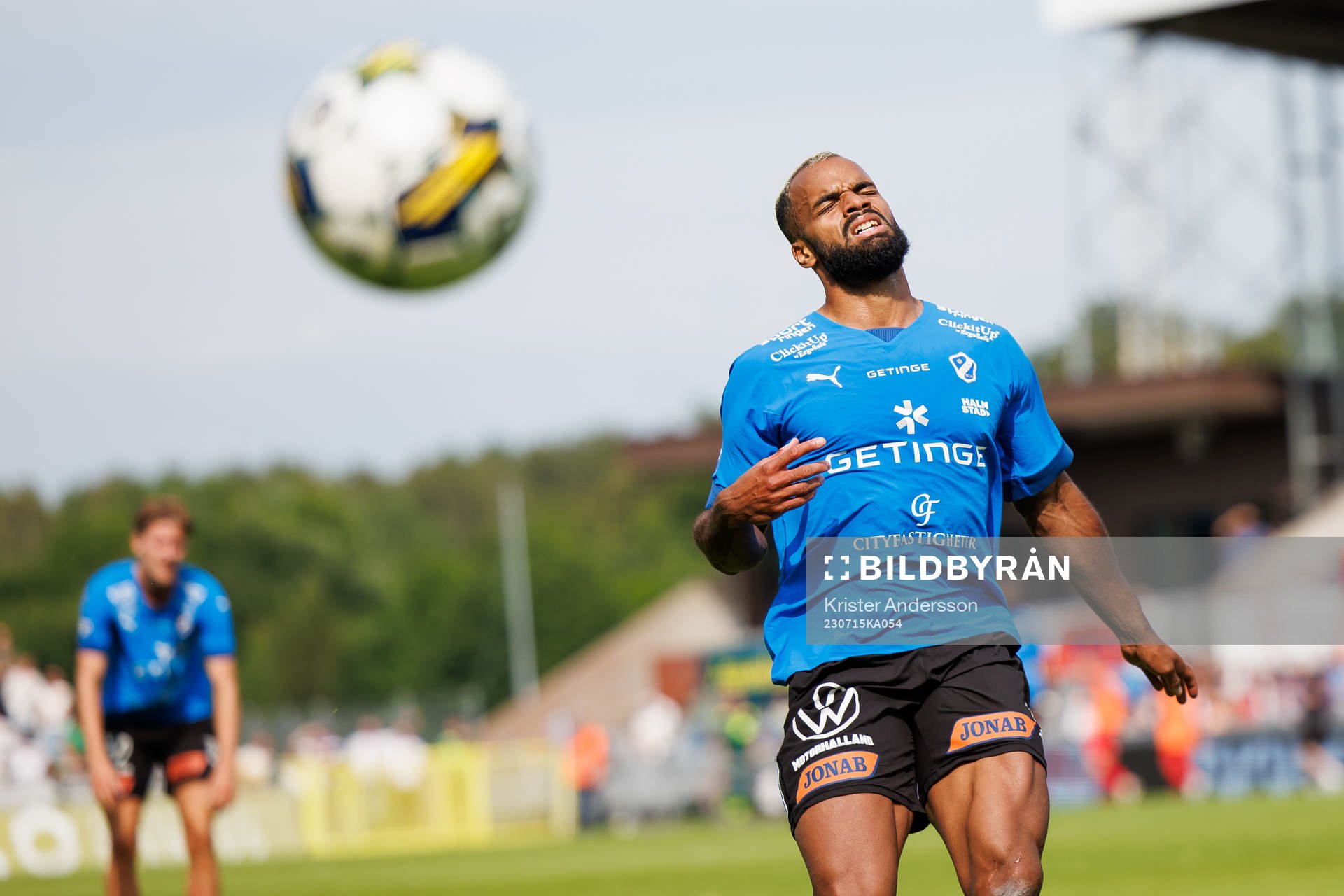 Halmstads Phil Ofosu-Ayeh deppar