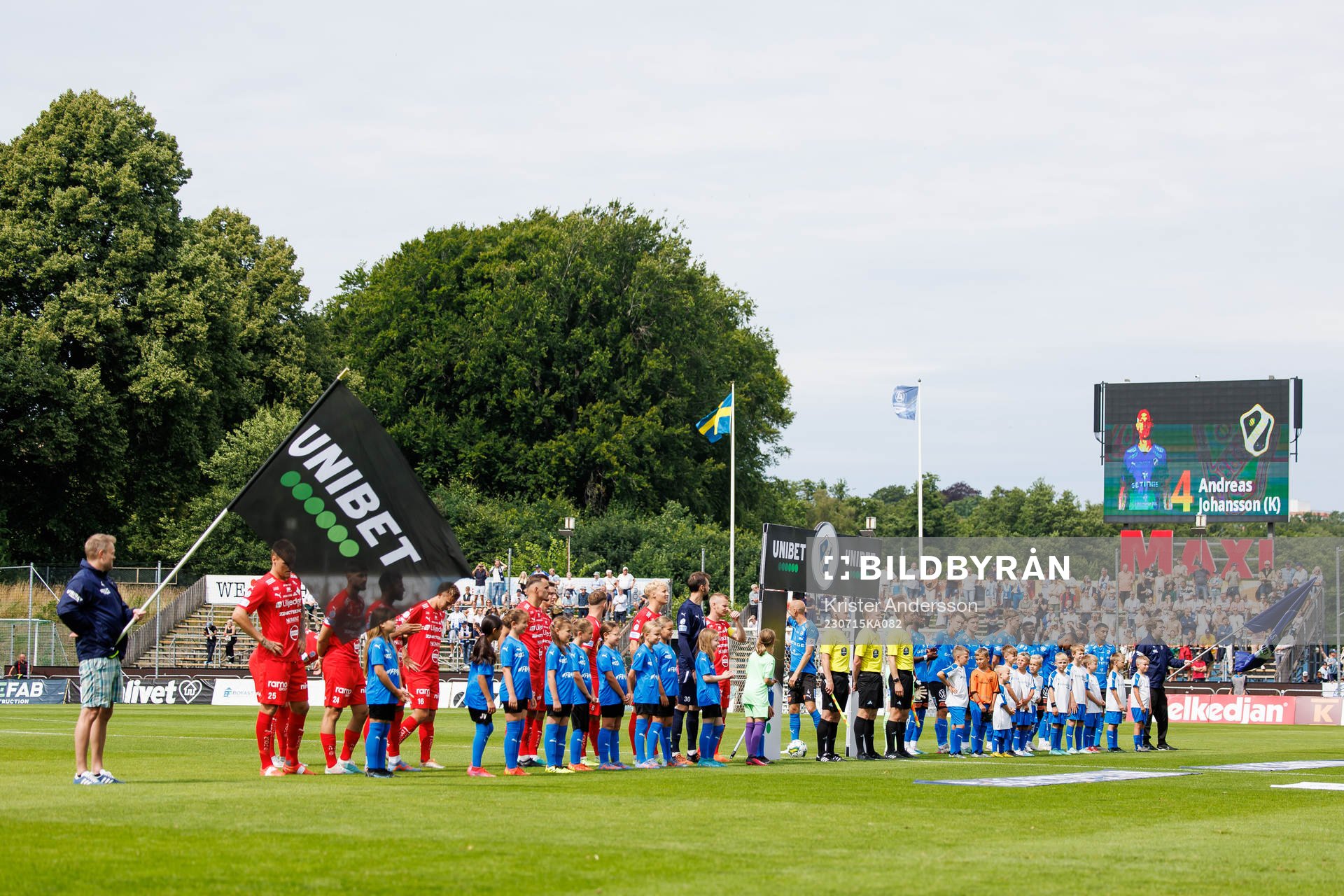 Värnamos och Halmstads spelare