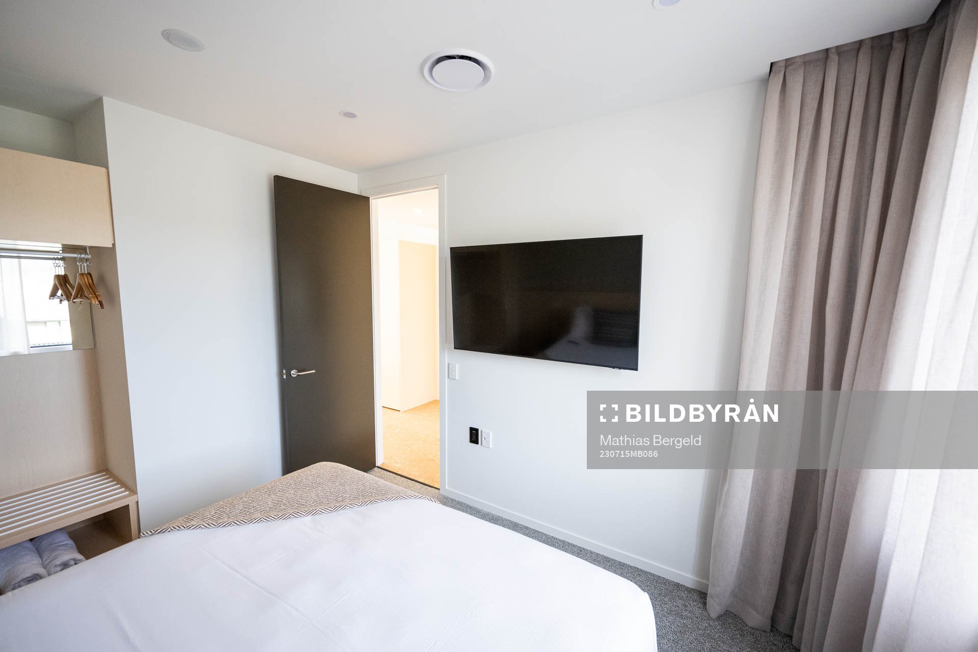 A bedroom in an apartment