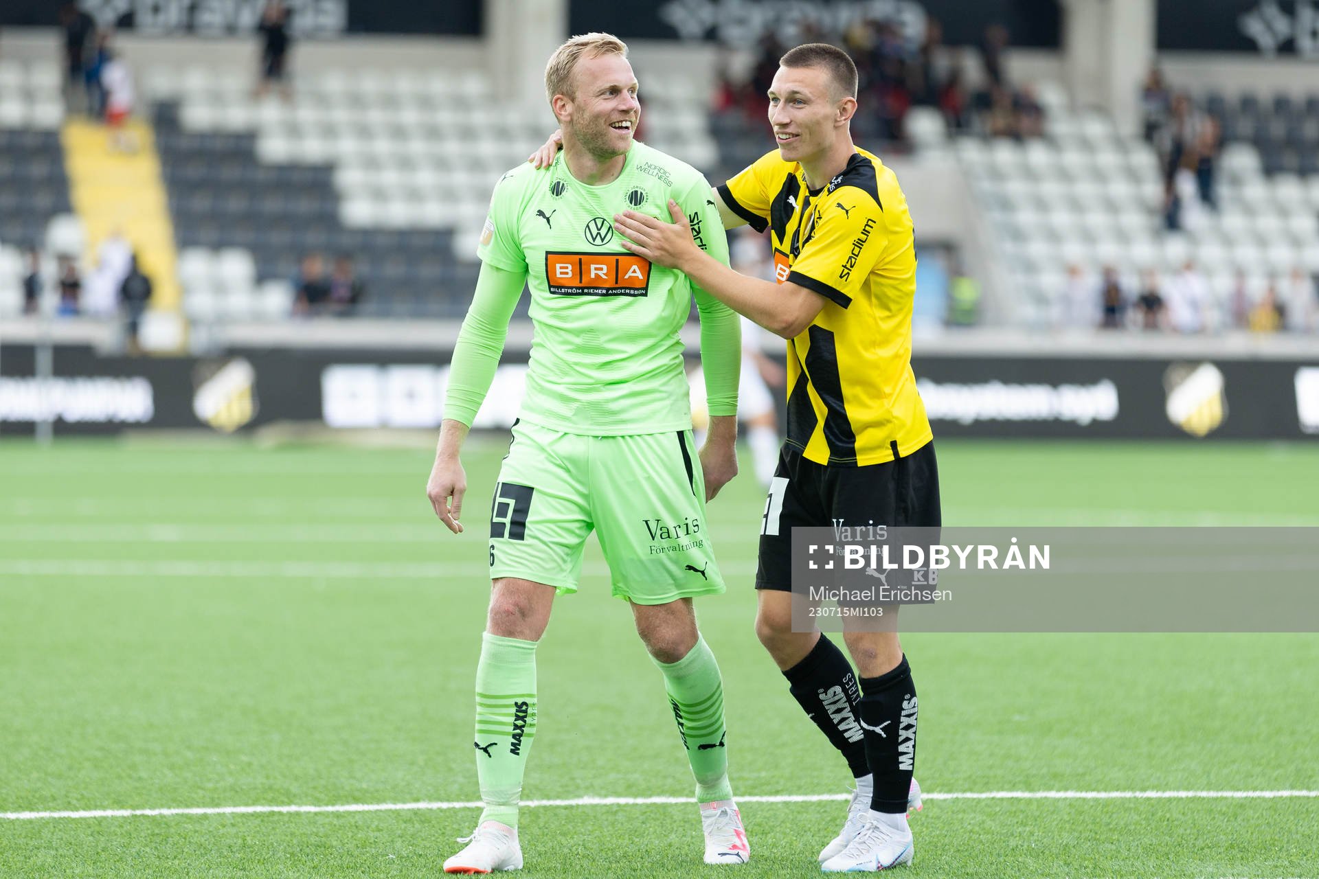 Häckens målvakt Peter Abrahamsson och Kristoffer Lund