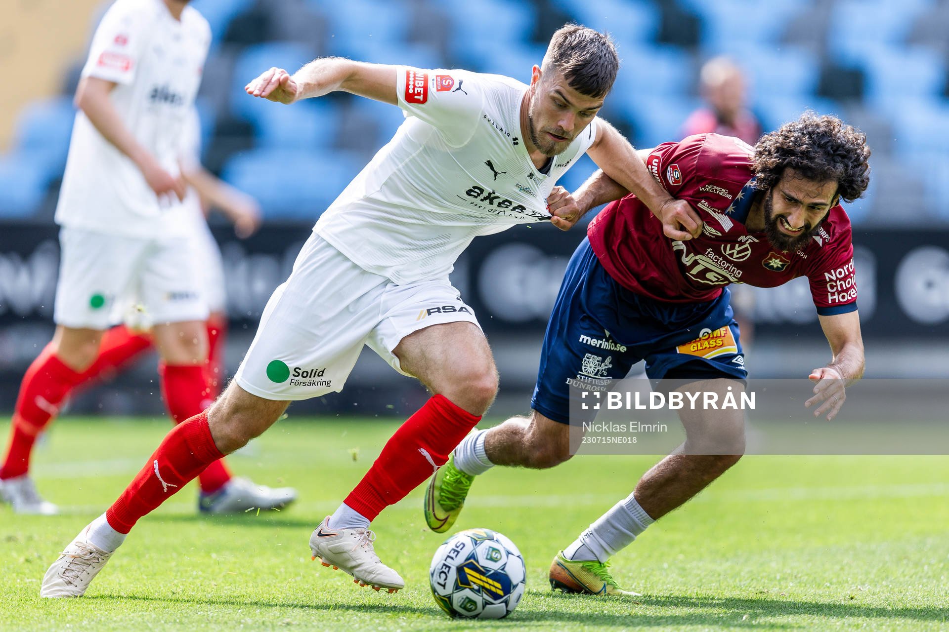 Helsingborgs Pavle Vagic och Örgrytes Hady Saleh Karim