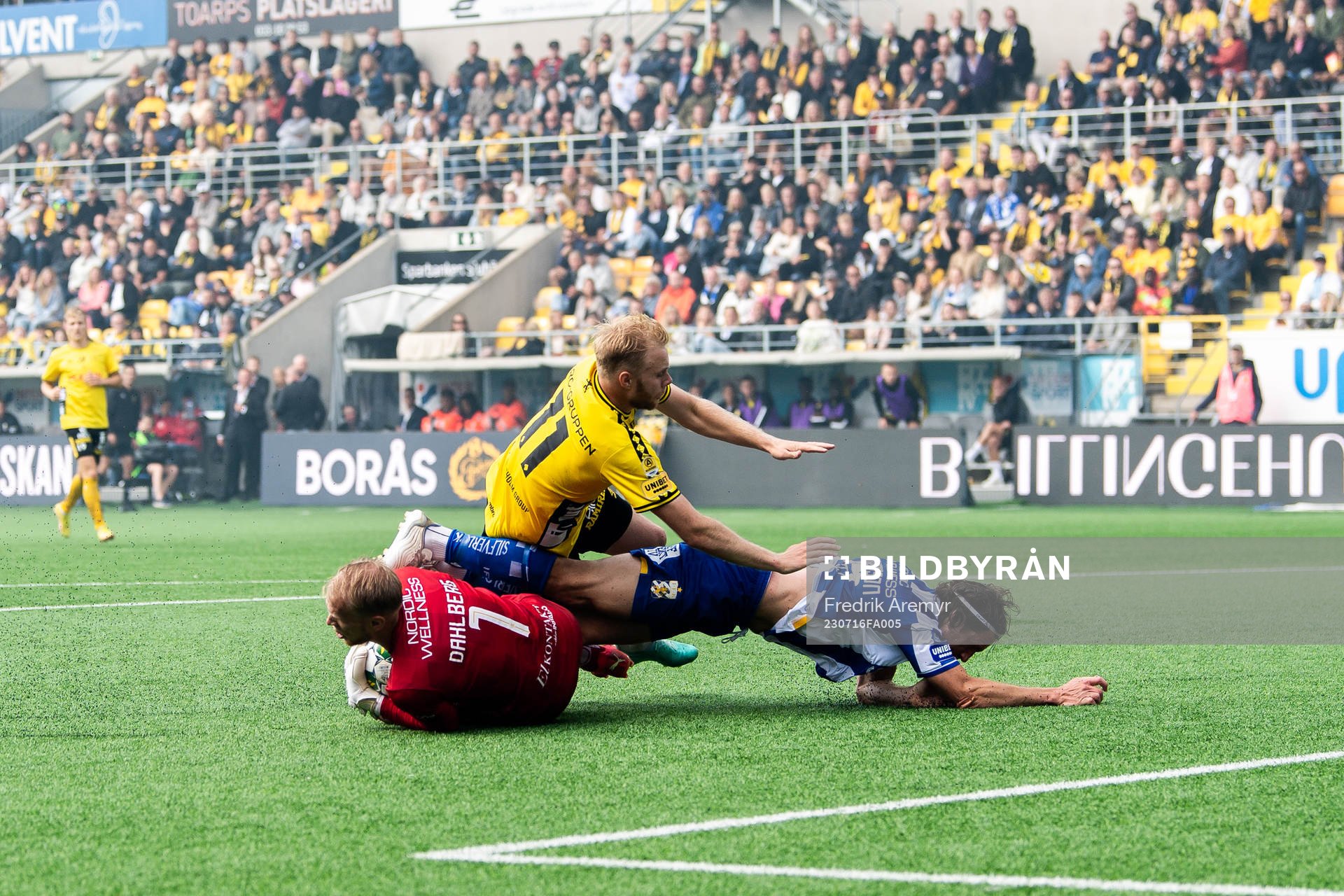 IFK Göteborgs målvakt Pontus Dahlberg och Gustav Svensson