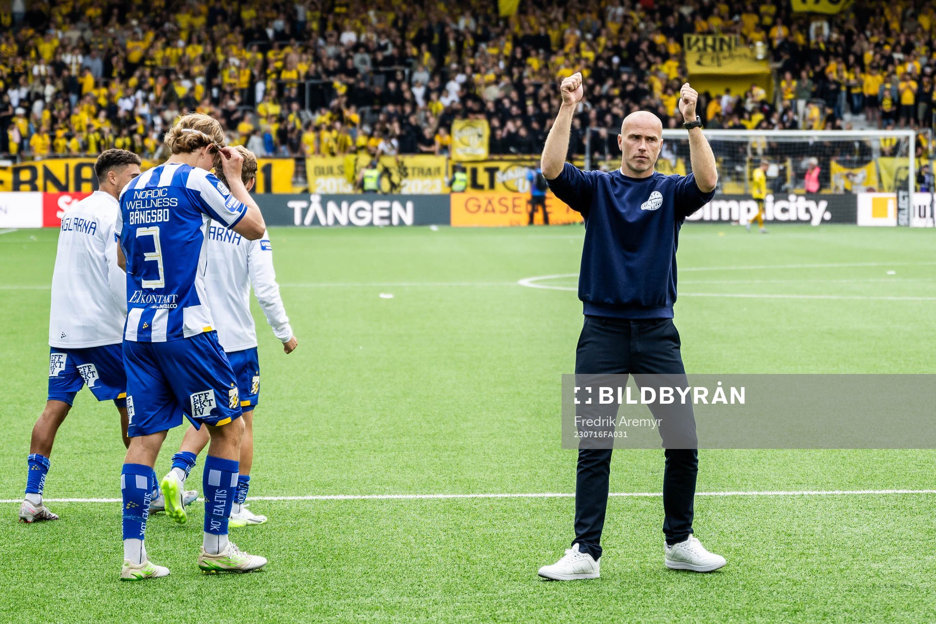 IFK Göteborgs tränare Jens Berthel Askou jublar