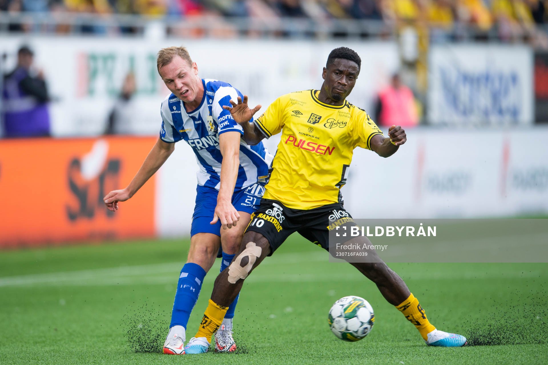 IFK Göteborgs Adam Carlén och Elfsborgs Michael Baidoo