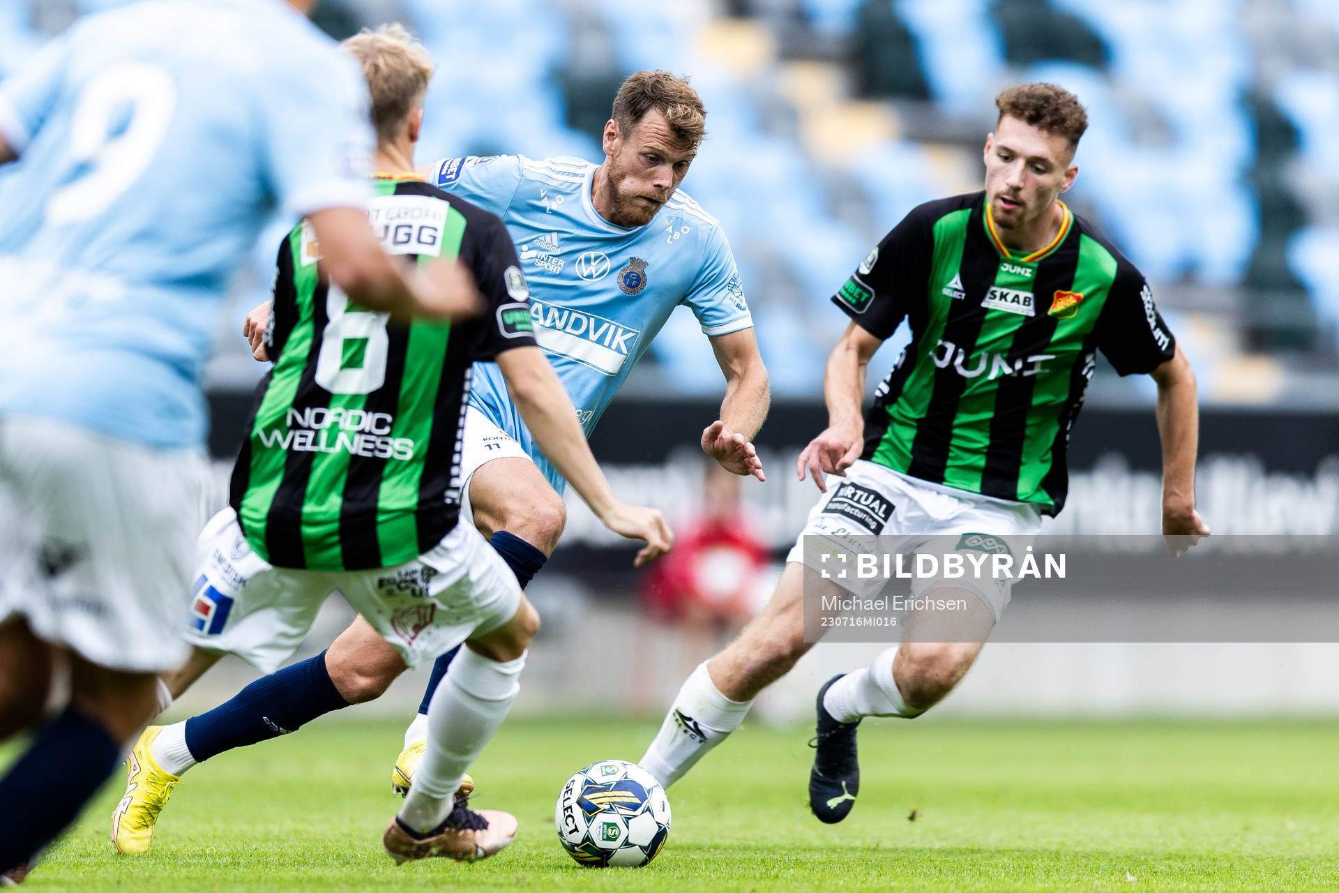 GAISs Viktor Alexandersson och Anes Cardaklija mot Gefles