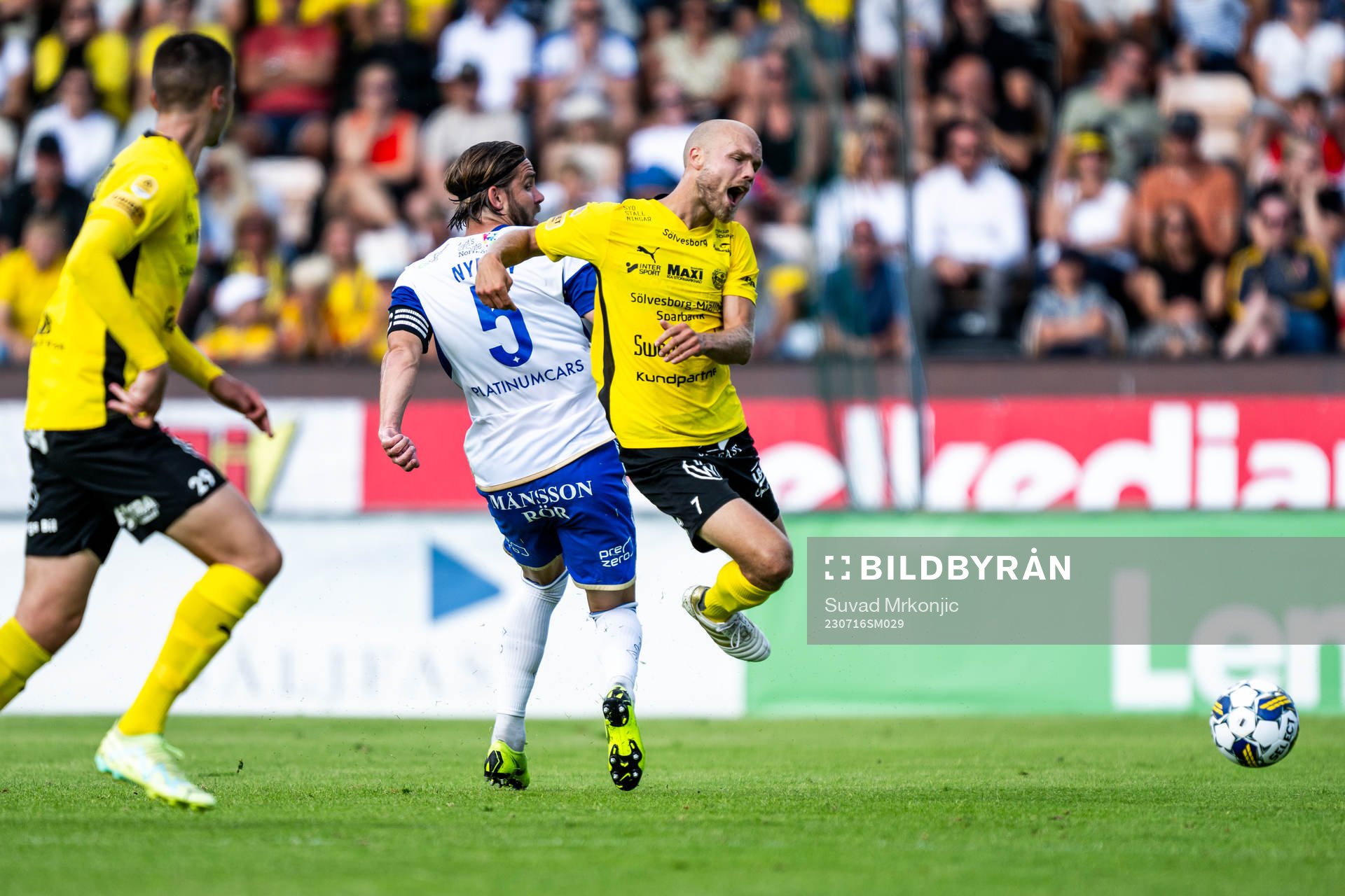 IFK Norrköpings Christoffer Nyman och Mjällbys Viktor
