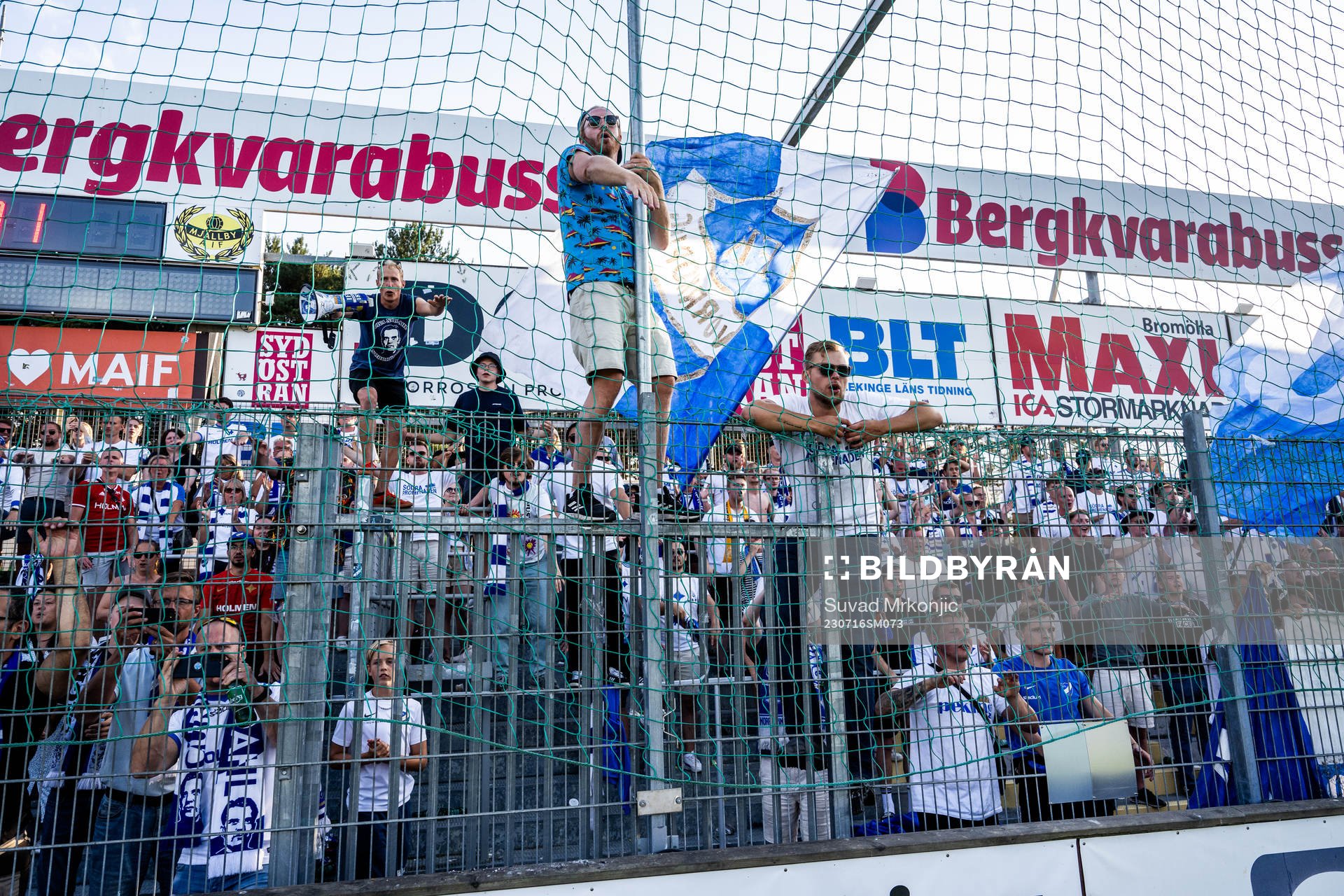 IFK Norrköpings supportrar jublar