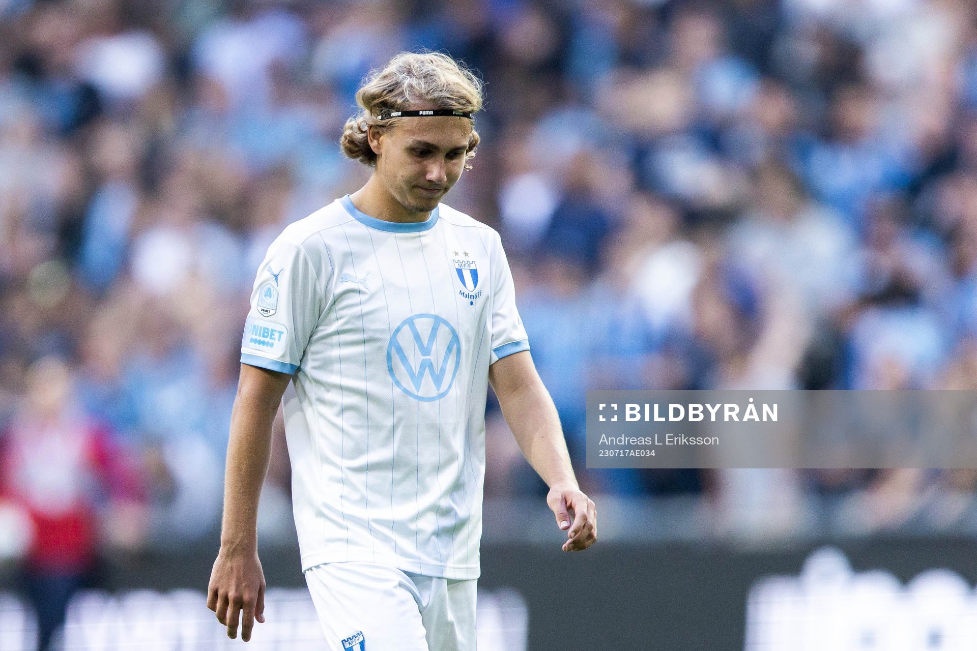 Malmö FFs Sebastian Nanasi deppar