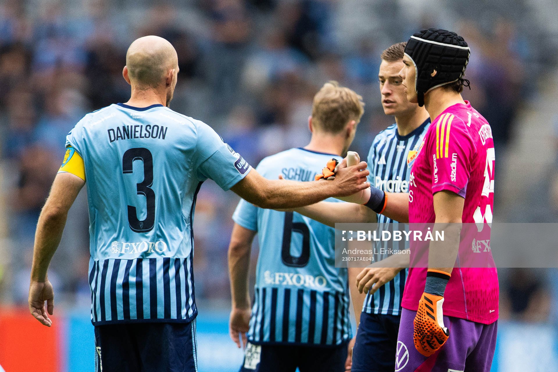 Djurgårdens Marcus Danielson och målvakt Jacob Widell