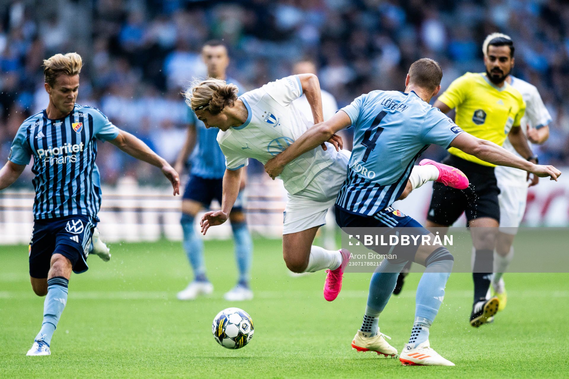 Malmö FFs Sebastian Nanasi och Djurgårdens Jesper Löfgren