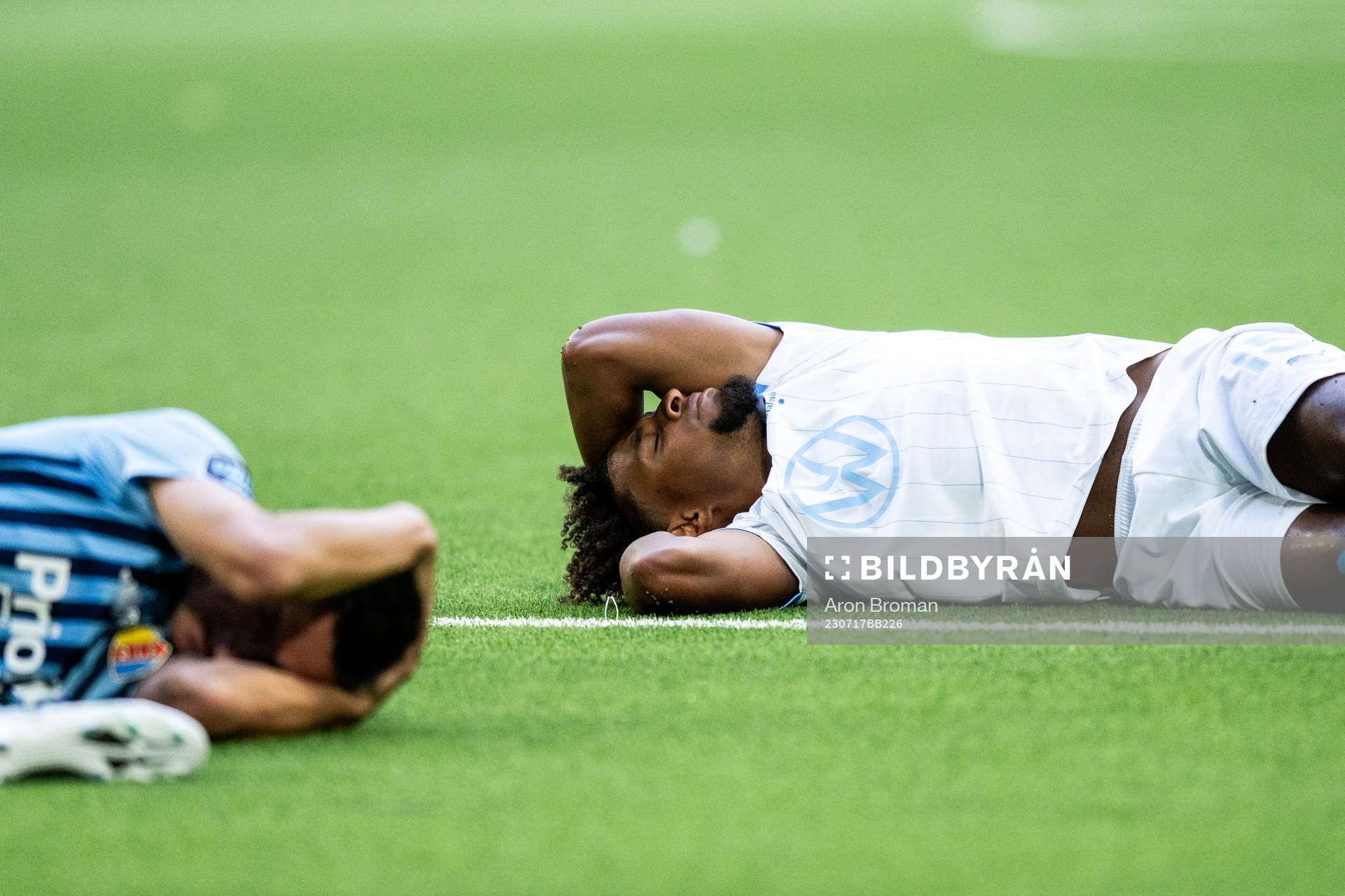 Malmö FFs Joseph Ceesay har ont