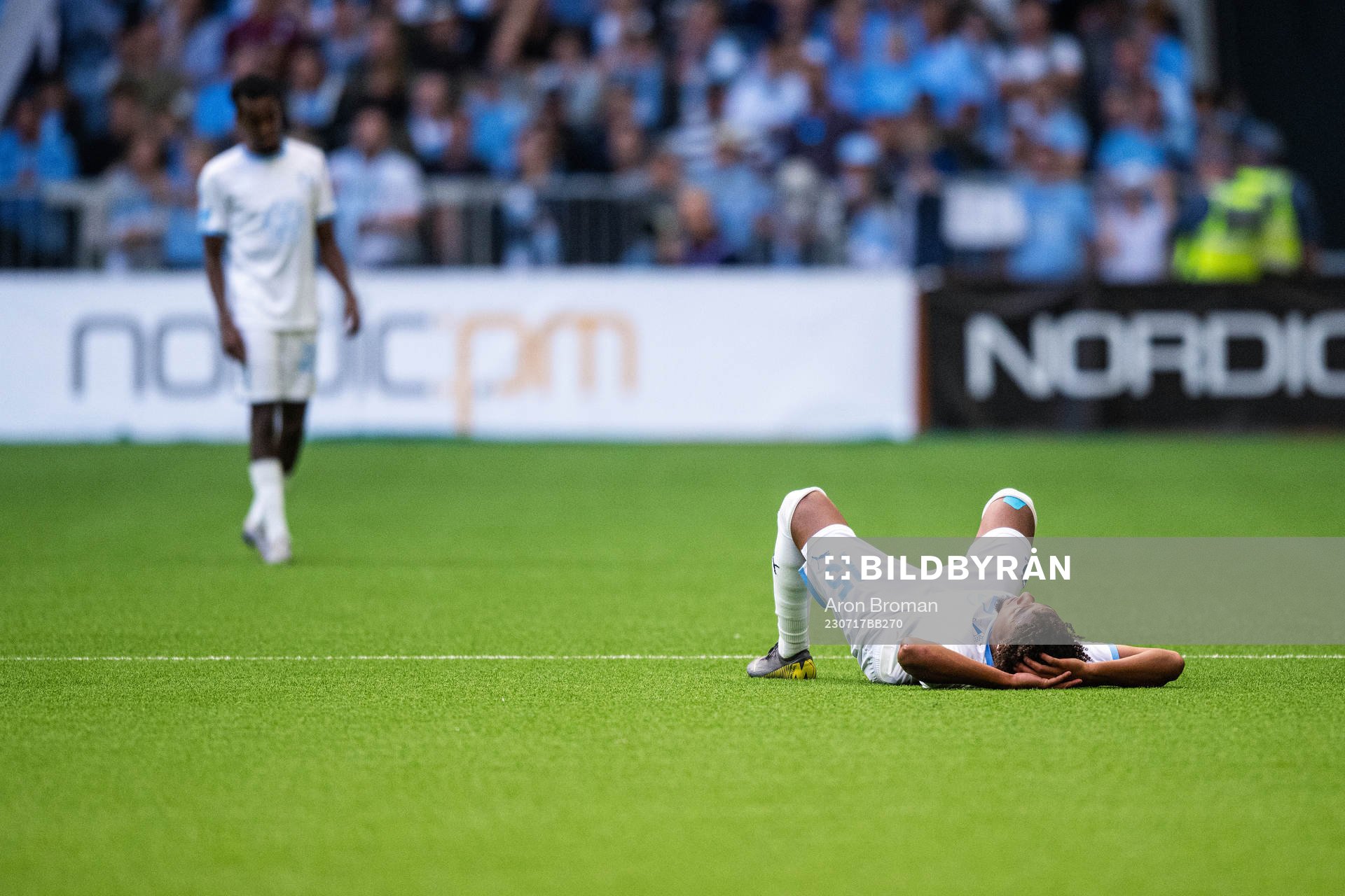 Malmö FFs Joseph Ceesay har ont